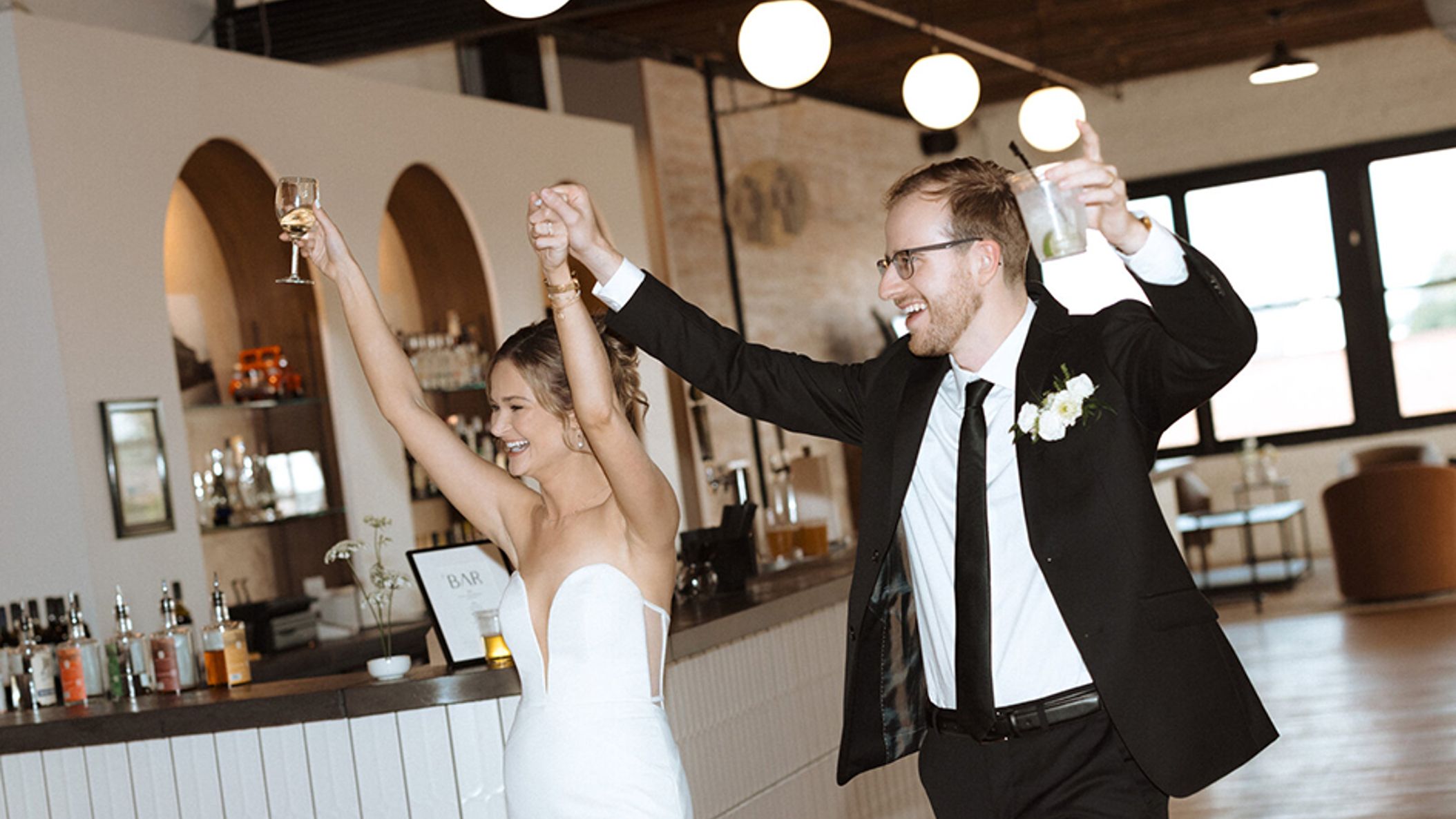 inline-images/mn-wedding-n_and_r-reception-151.jpg