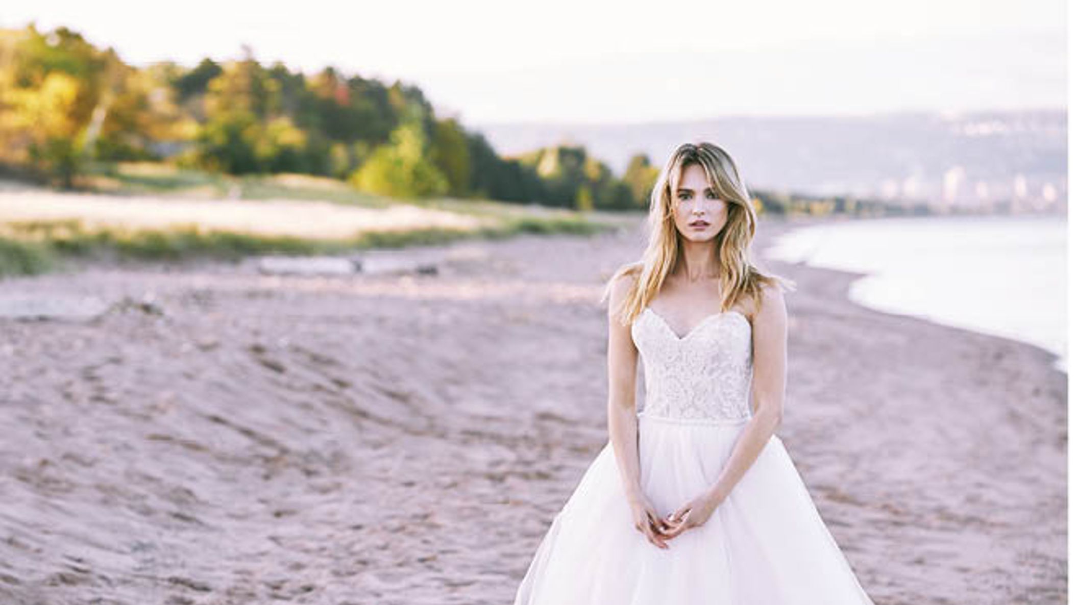 Minnesota_Bride/S_S18Uploading/Fashion_Kevin/_M6A5130_v1Fltn.jpg
