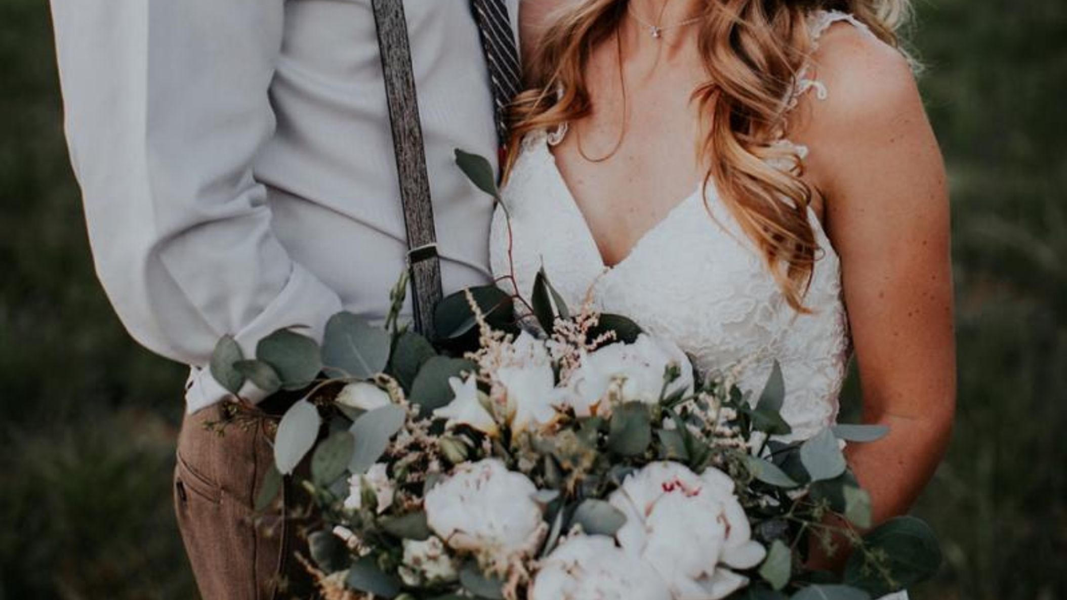 Oregon_Bride/StyledShoots/ZenithVineyard/GayBeards/RealWeddings/2018-01-17_0018.jpg