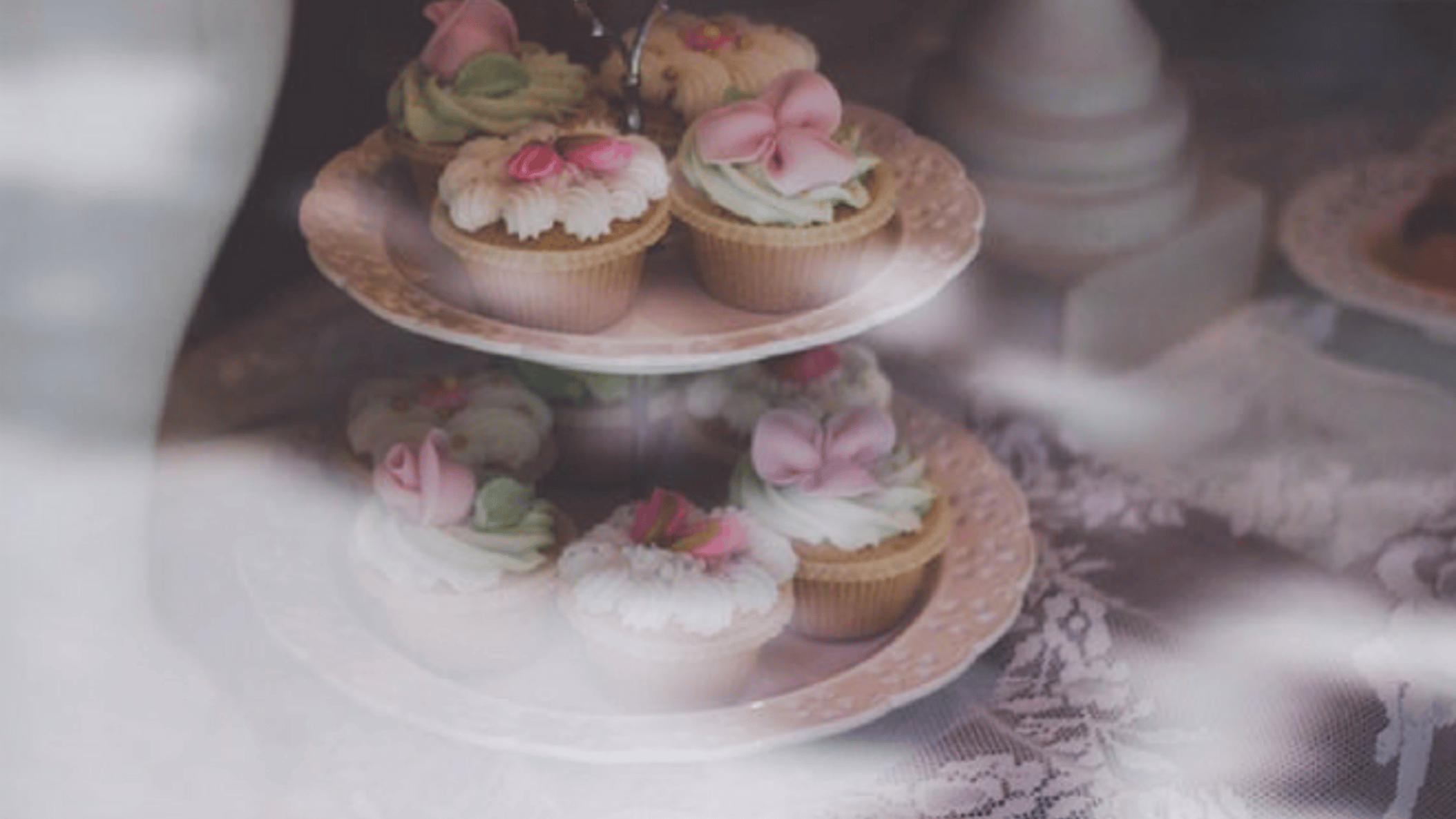 Minnesota_Bride/Sponsored/cupcakes.png