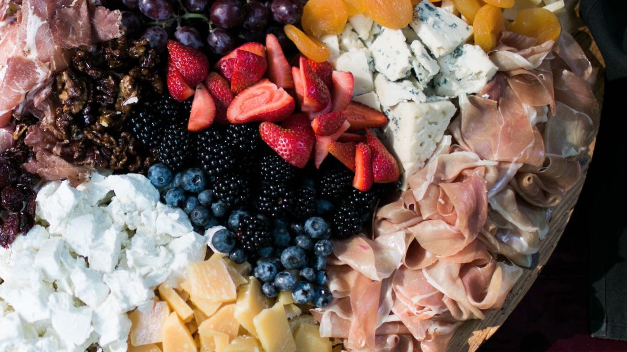 Seattle_Bride/Sponsored/charcuterie.jpg