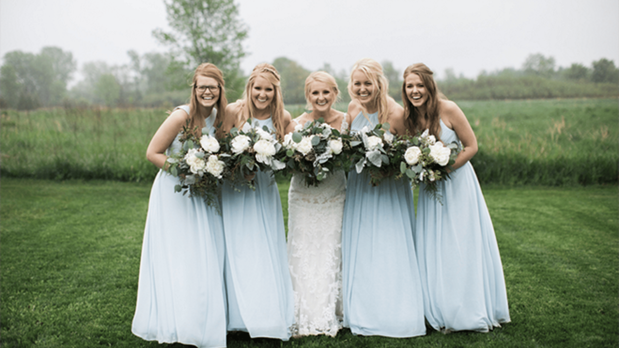 Wisconsin_Bride/RWCassandraRiley/Screen Shot 2017-08-16 at 2.48.55 PM cropped.png
