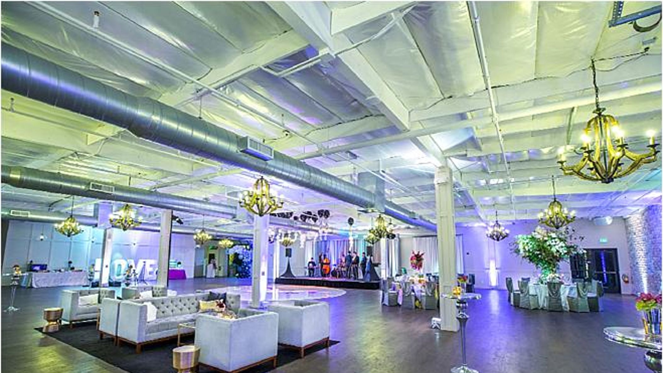 CWD/online/styledshoots/fetethevenue/2018-05-17_0001.jpg