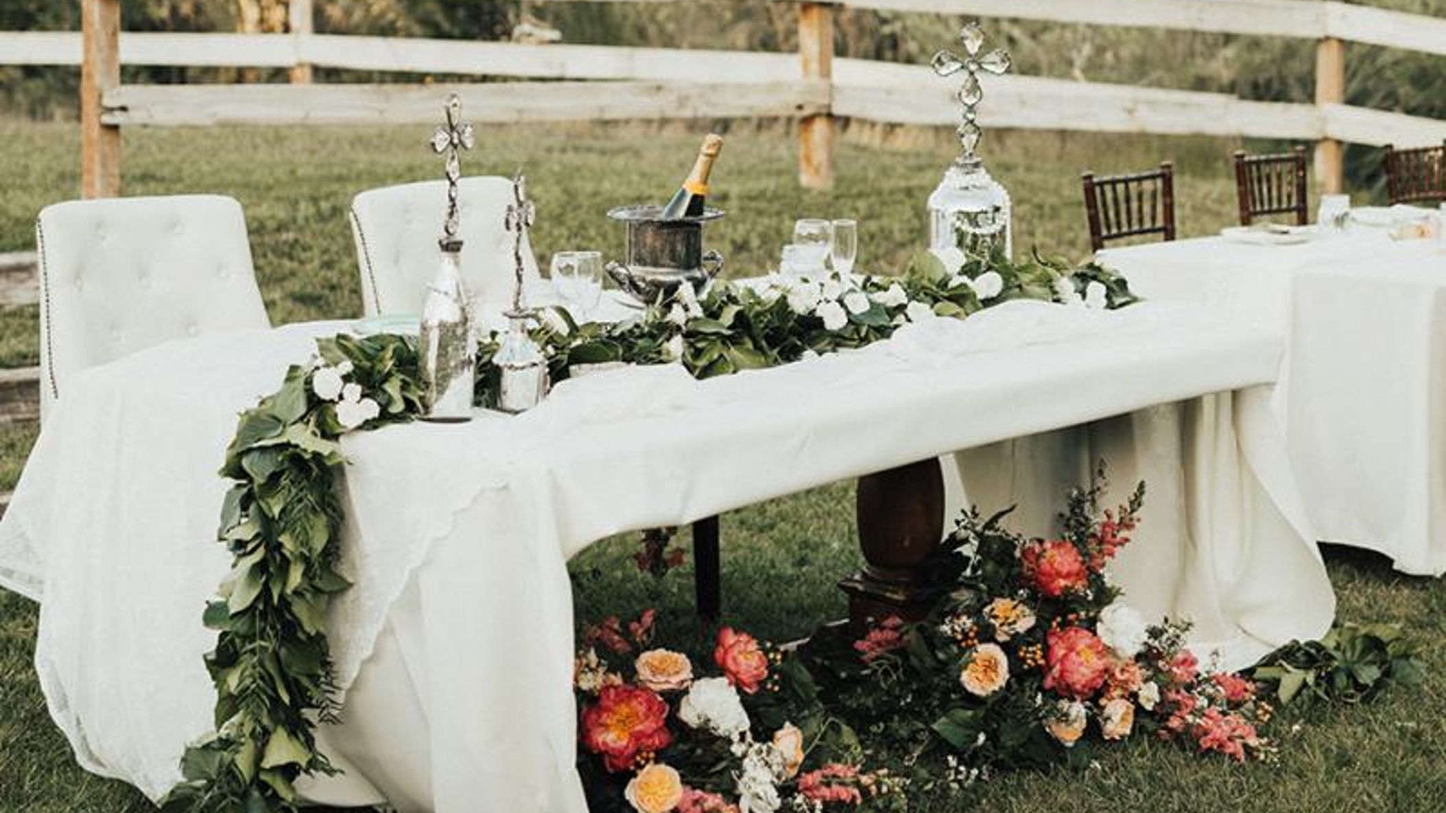 CWD/online/realweddings/karly_john/karly-and-john-pg156a.jpg