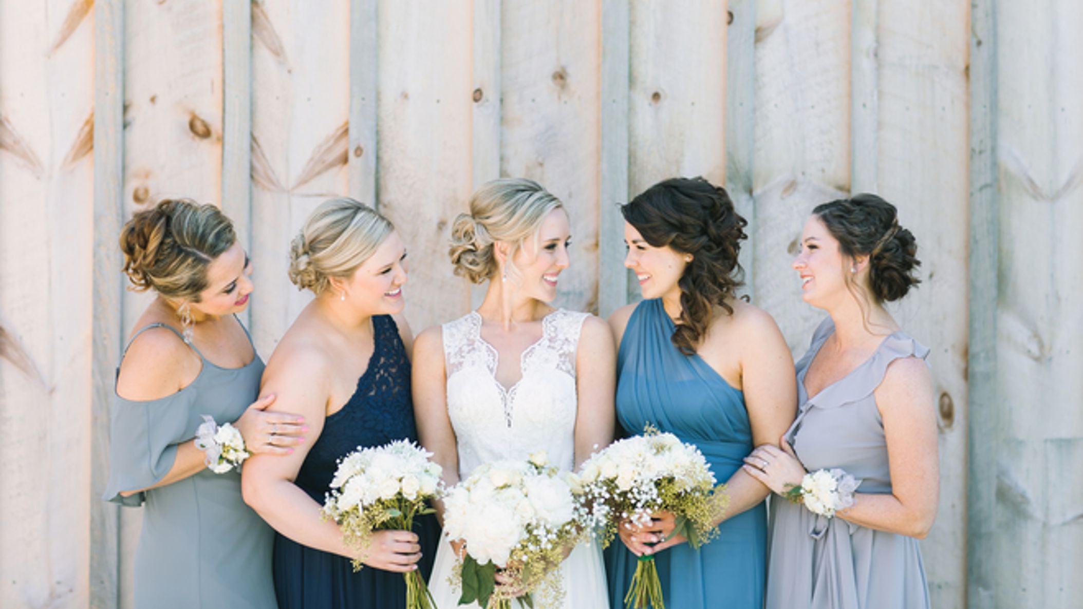 Minnesota_Bride/RW_Amanda_Scotty/GinaZeidler_AmandaandScottyCreeksideFarm00050_659x.jpg