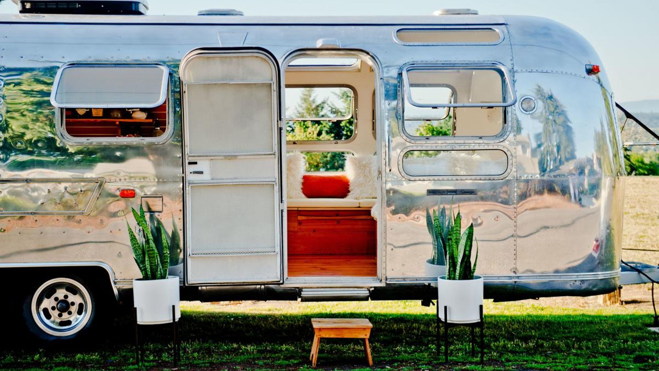Seattle_Bride/00037-moscastudio-stolenpony-portland-airstream-PRINT.jpg