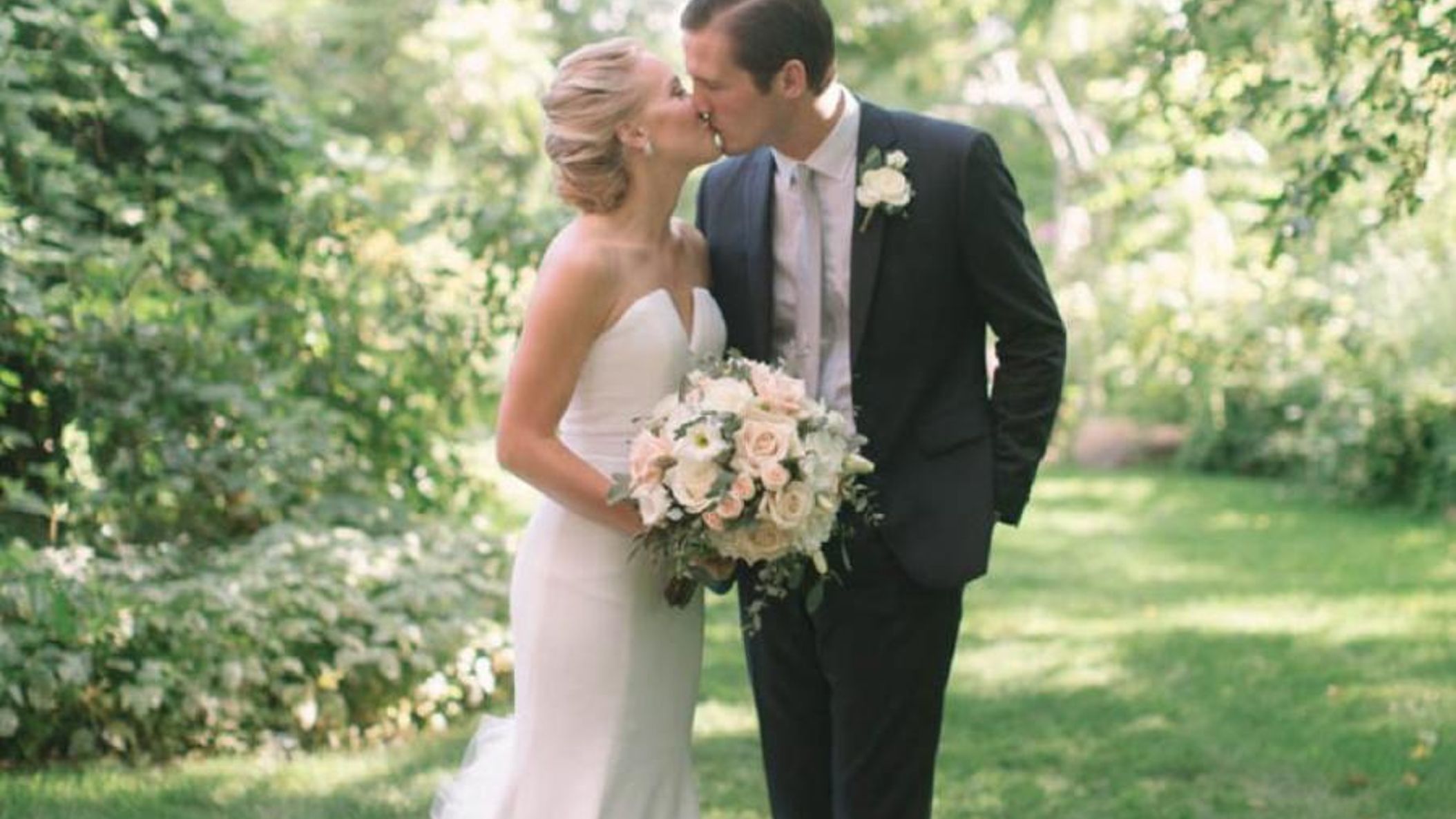 Wisconsin_Bride/TaylorAndStephenRW/kateweinsteinphoto_farm_at_dover_wedding-152_WEB.jpg