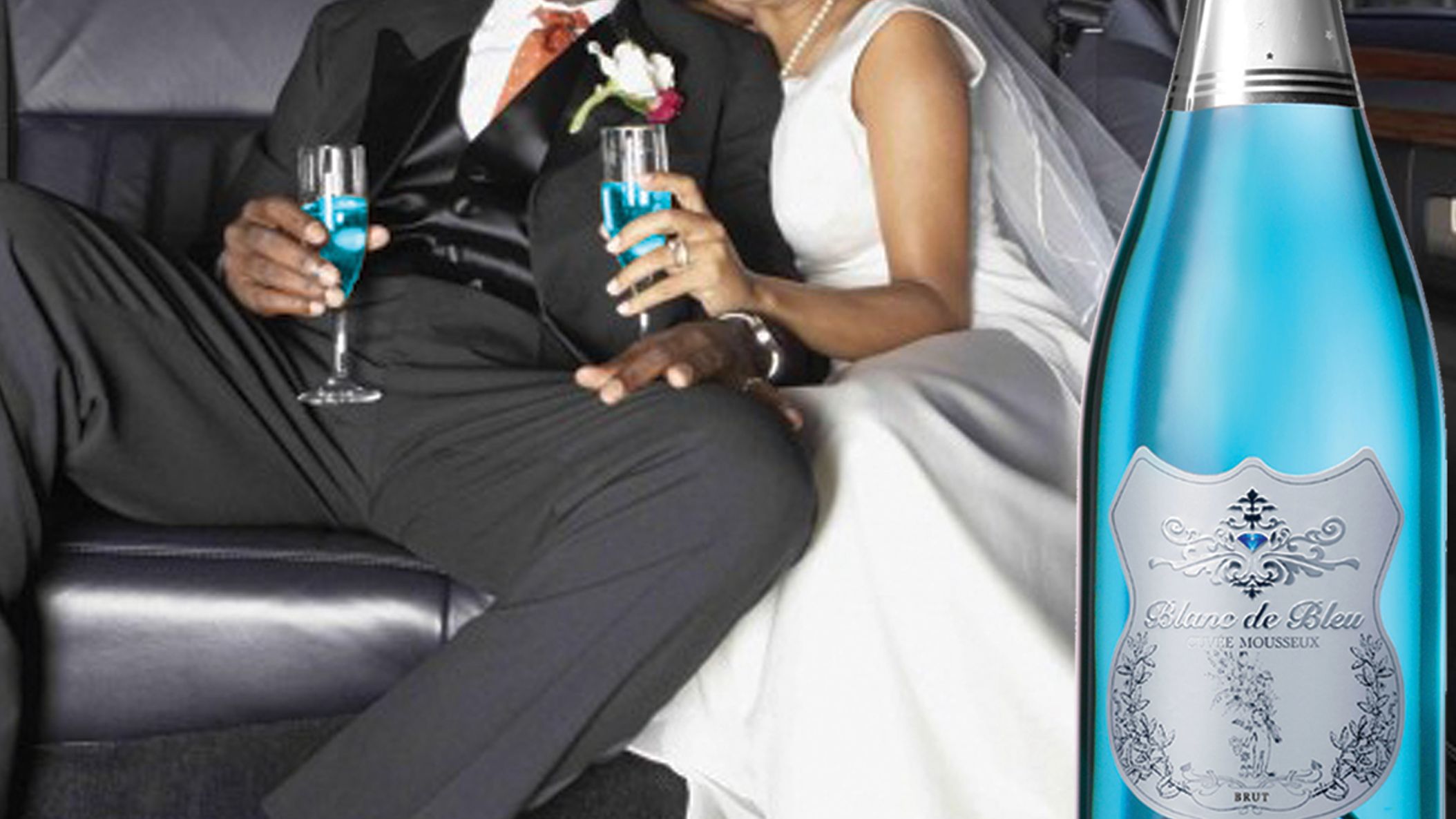 Seattle_Bride/Sponsored/BDB_Facebook_carousel_WeddingCouple_1200x1200.jpg