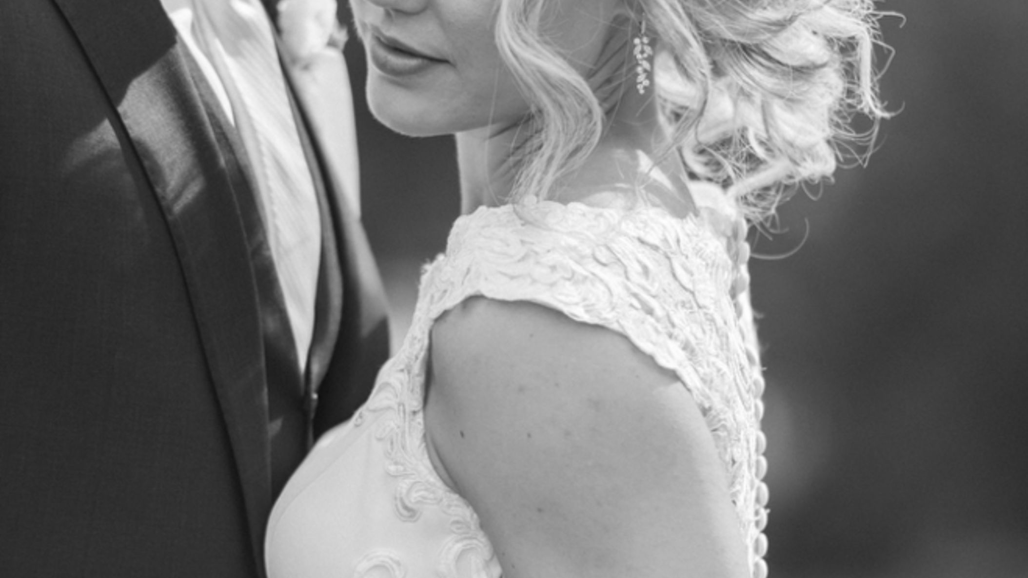 Minnesota_Bride/RW_Max_Jenny/GinaZeidler_JennyandMaxInterlachenWedding00039_659x.jpg
