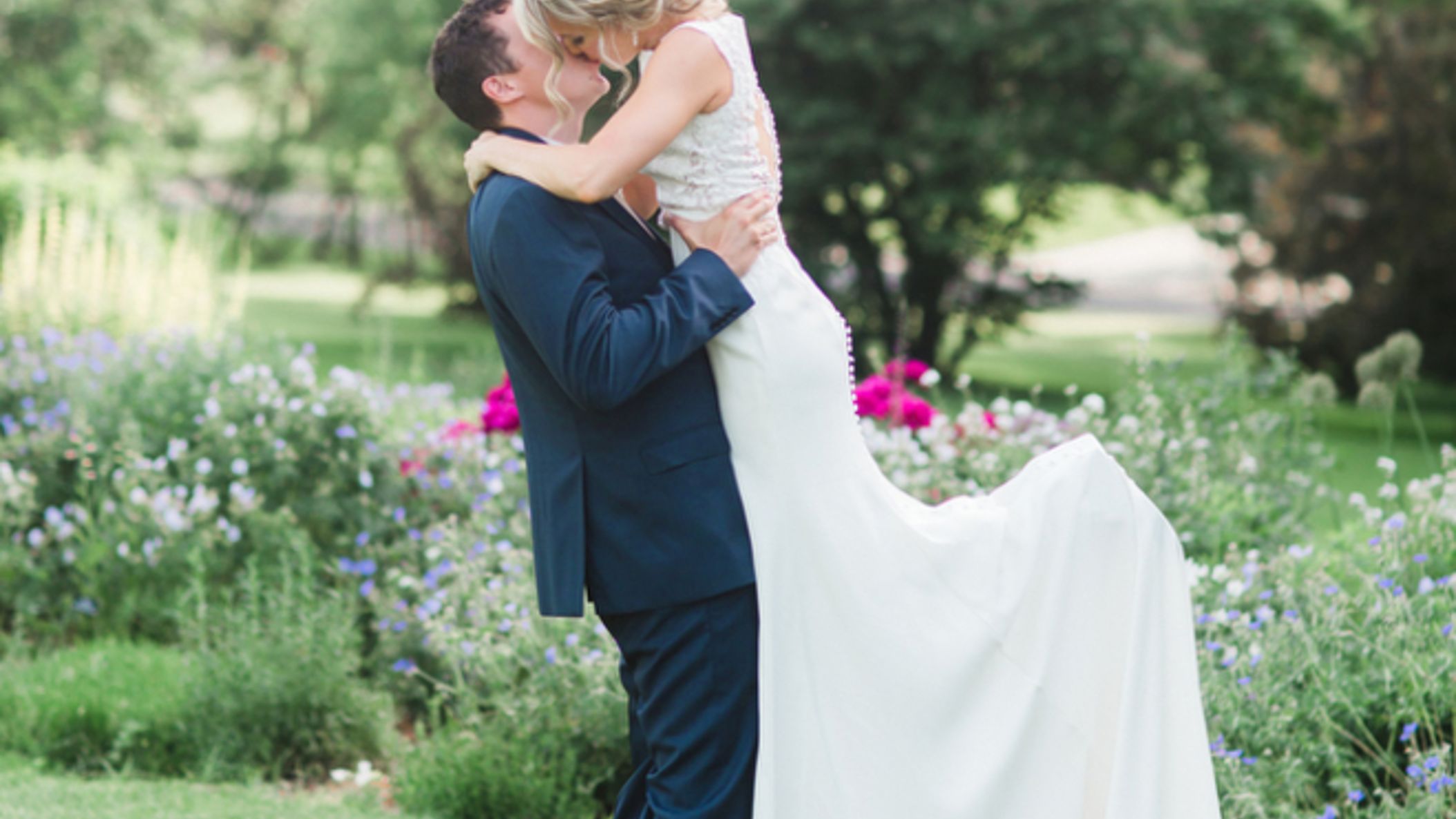 Minnesota_Bride/RW_Max_Jenny/GinaZeidler_JennyandMaxInterlachenWedding00040_659x.jpg