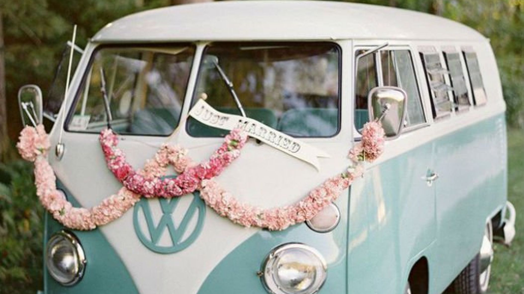 Seattle_Bride/marie-claire-voiture-mariage.jpg