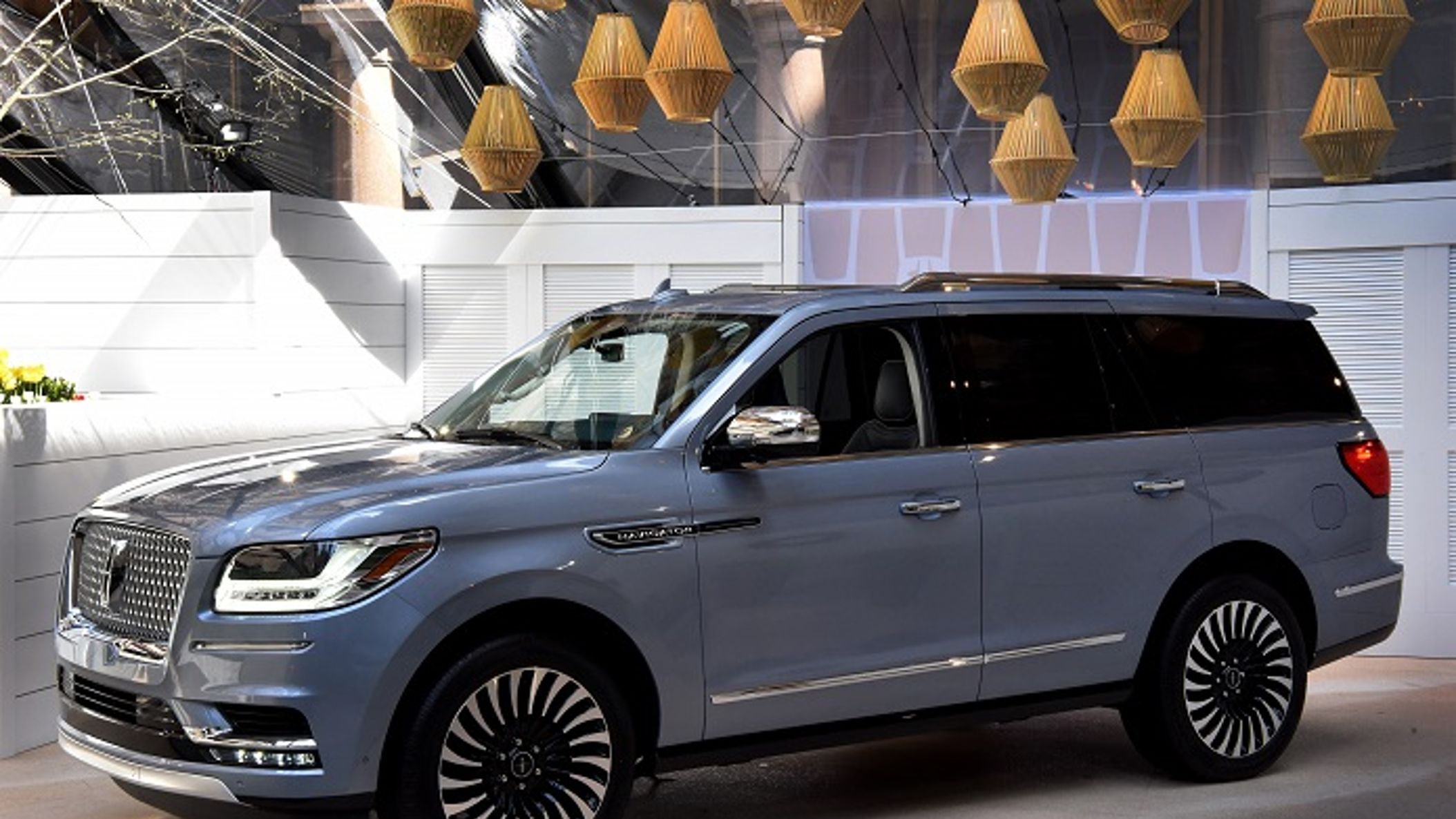 CWD/2018-LINCOLN-NAVIGATOR_SV2_141.jpg