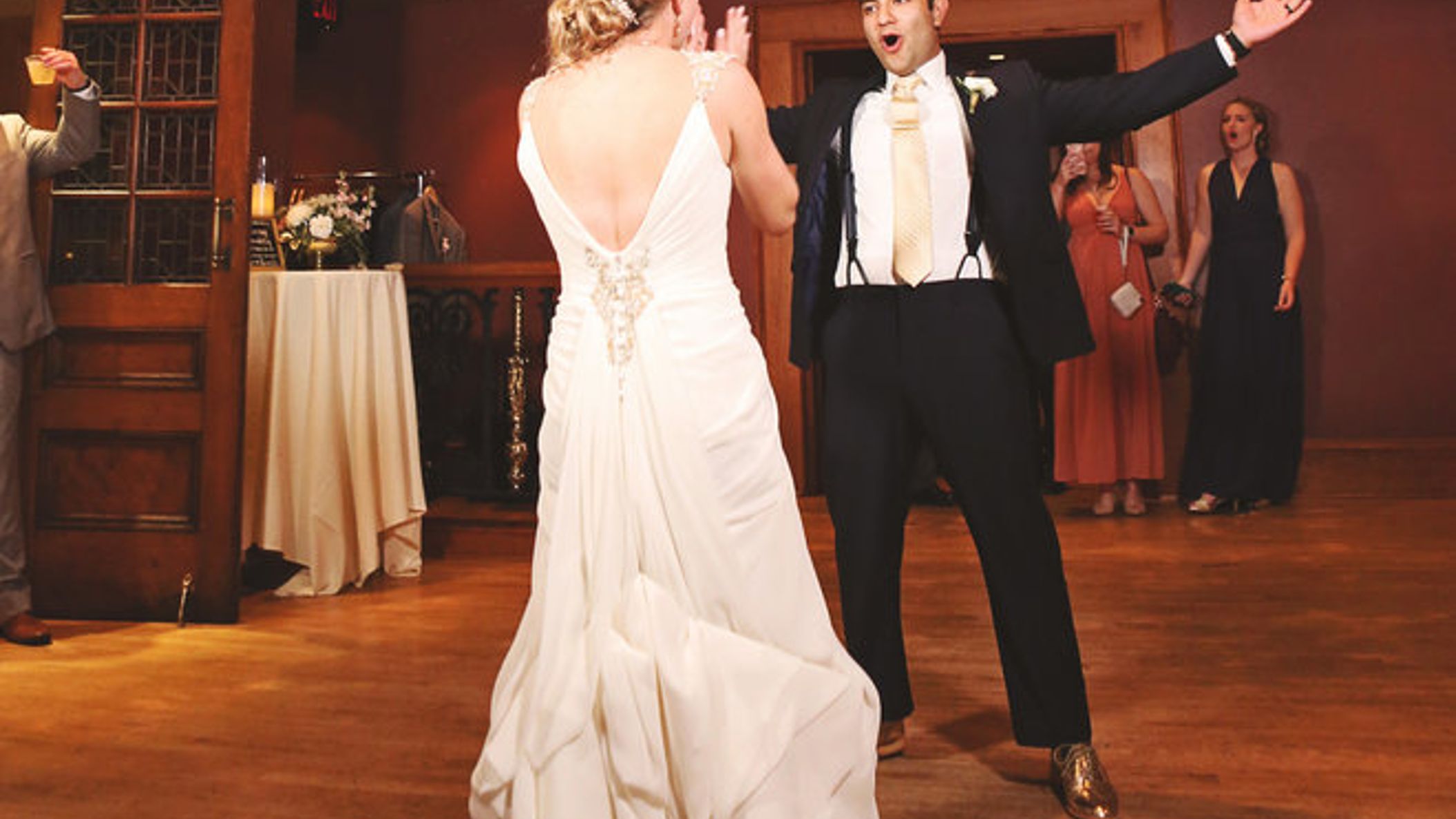 Minnesota_Bride/RW_Arturo_Alyssa/O02wm_659x.jpg