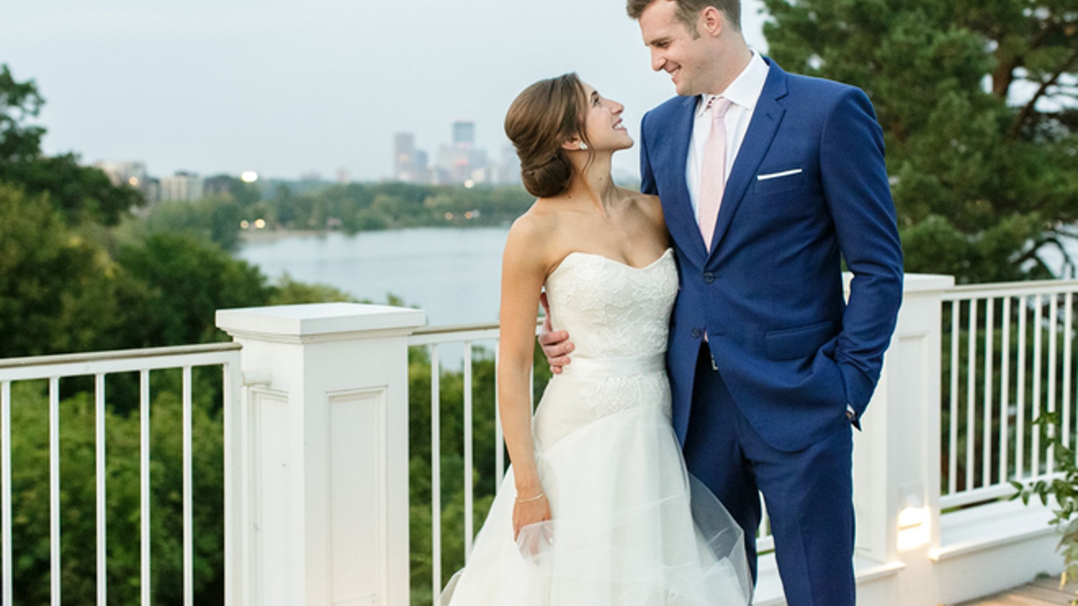 Minnesota_Bride/RW_Mckenzie_David/md-59_659x.jpg