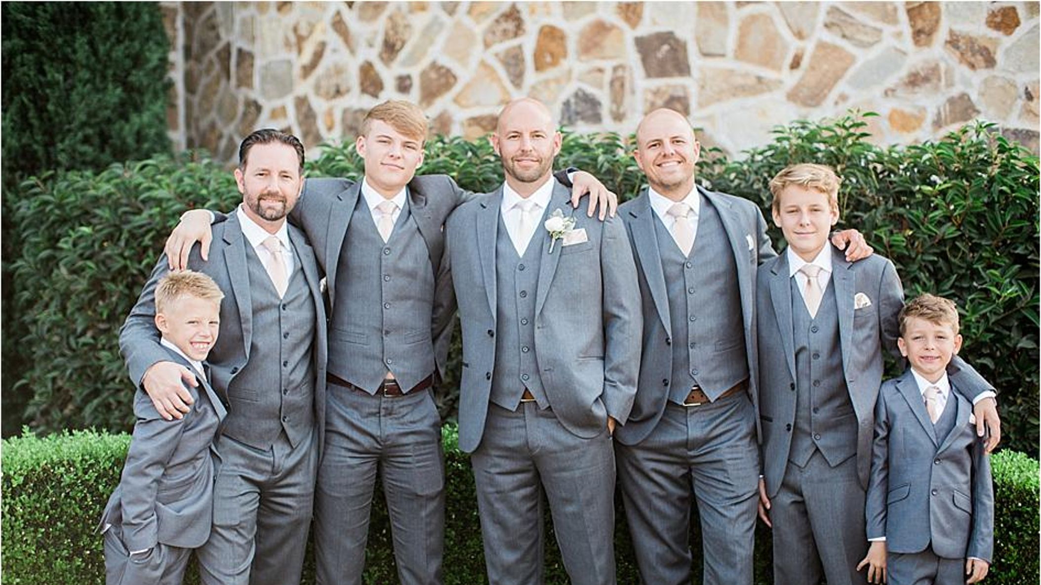 CWD/online/realweddings/monique_ryan/2018-10-11_0002.jpg