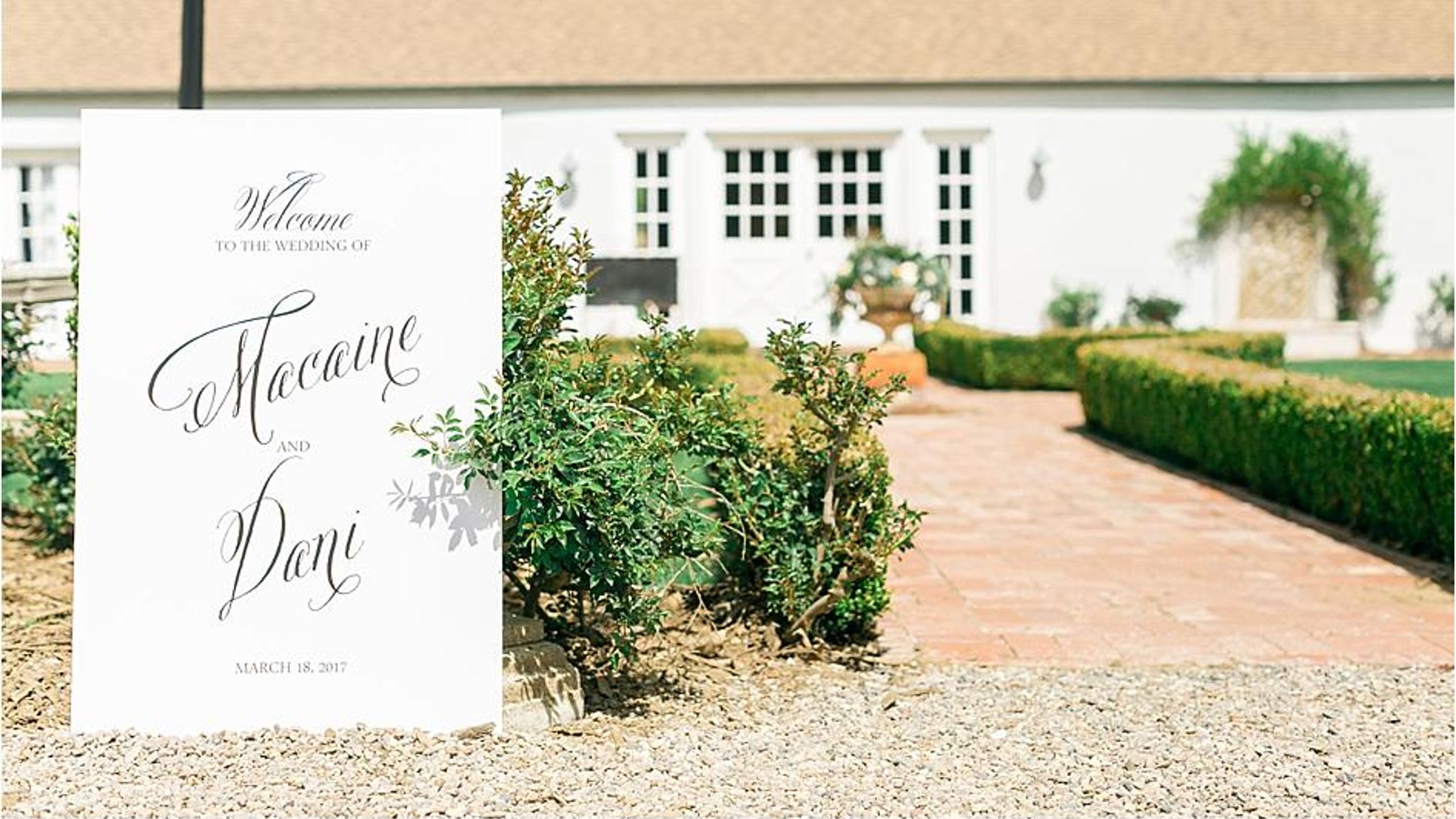 CWD/online/realweddings/dani_macaine/2018-10-23_0001.jpg