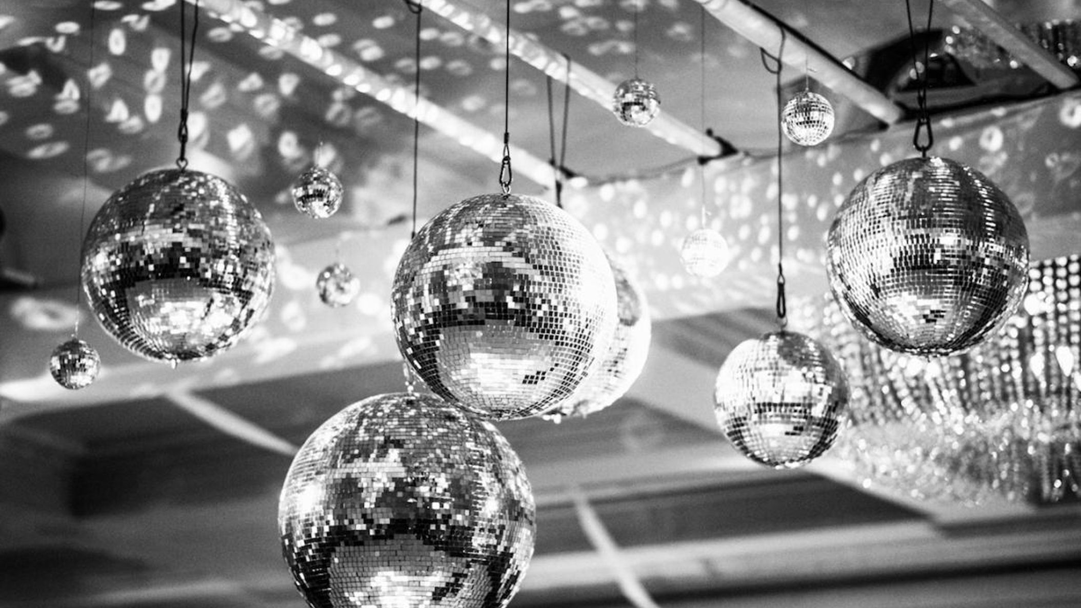 CWD/online/realweddings/dalit_jordan/057 Disco Balls.jpg