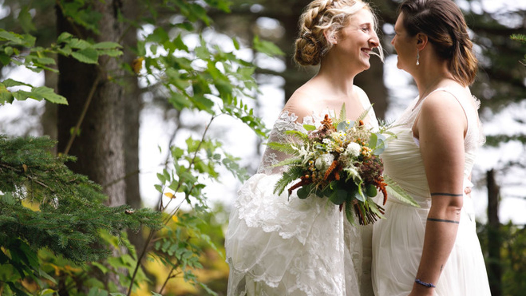 Minnesota_Bride/RW_Nina_Karen/Nina_and_Karen-37_659x.jpg