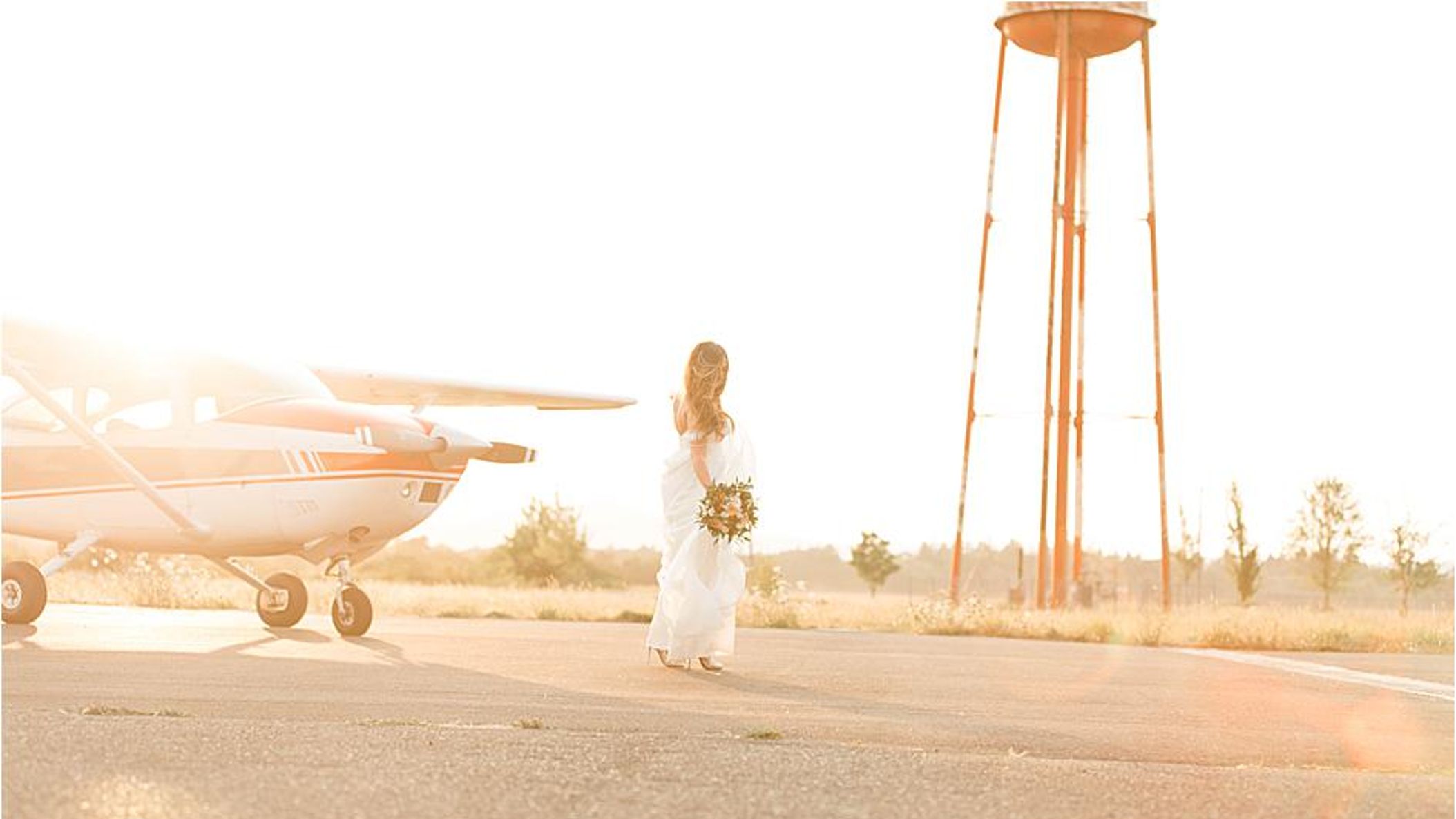 Oregon_Bride/RealWeddinga/airplane/2018-12-19_0008.jpg