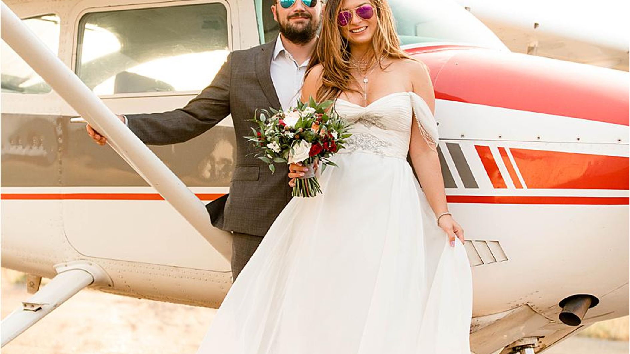 Oregon_Bride/RealWeddinga/airplane/2018-12-19_0013.jpg