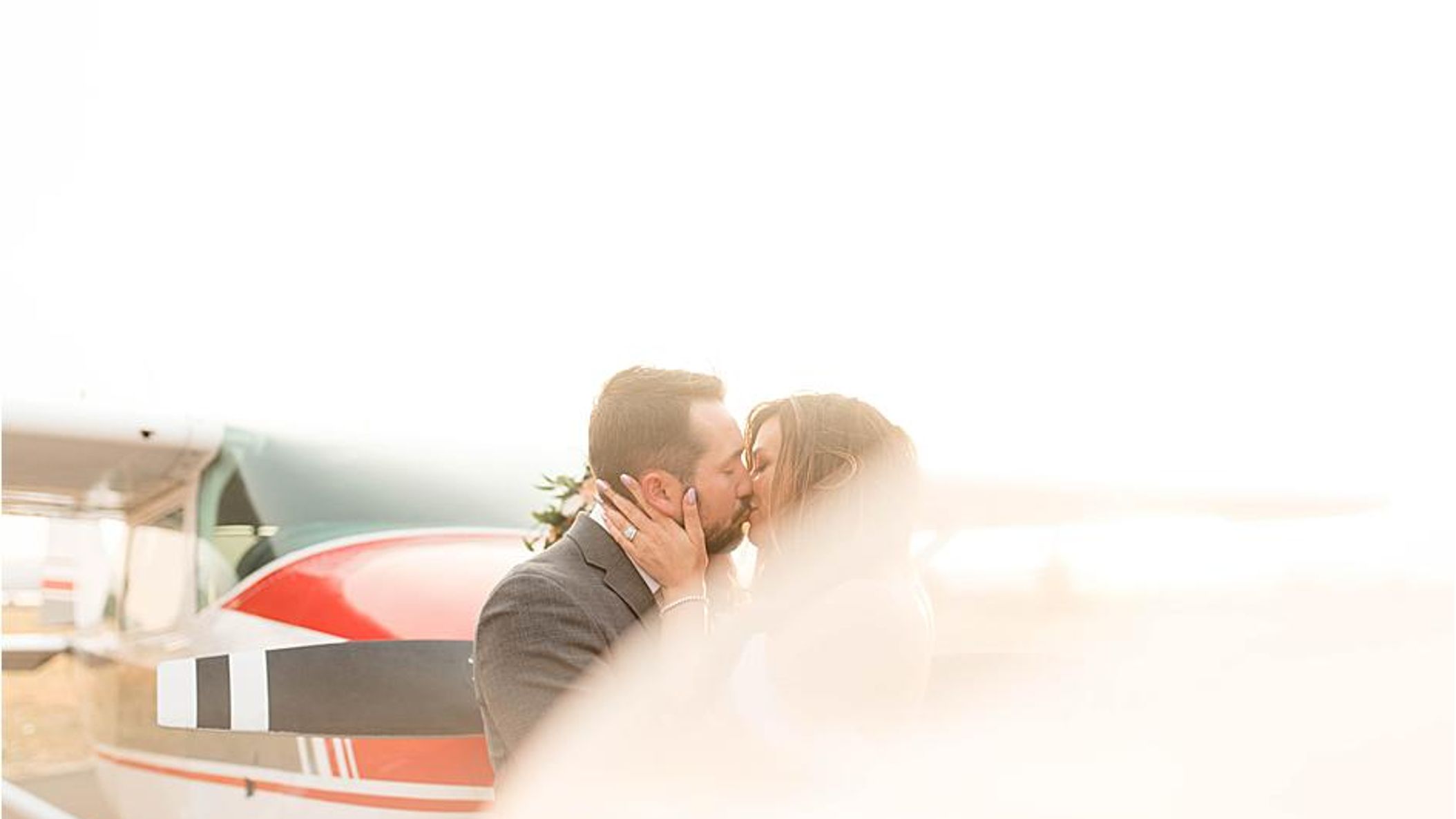 Oregon_Bride/RealWeddinga/airplane/2018-12-19_0021.jpg