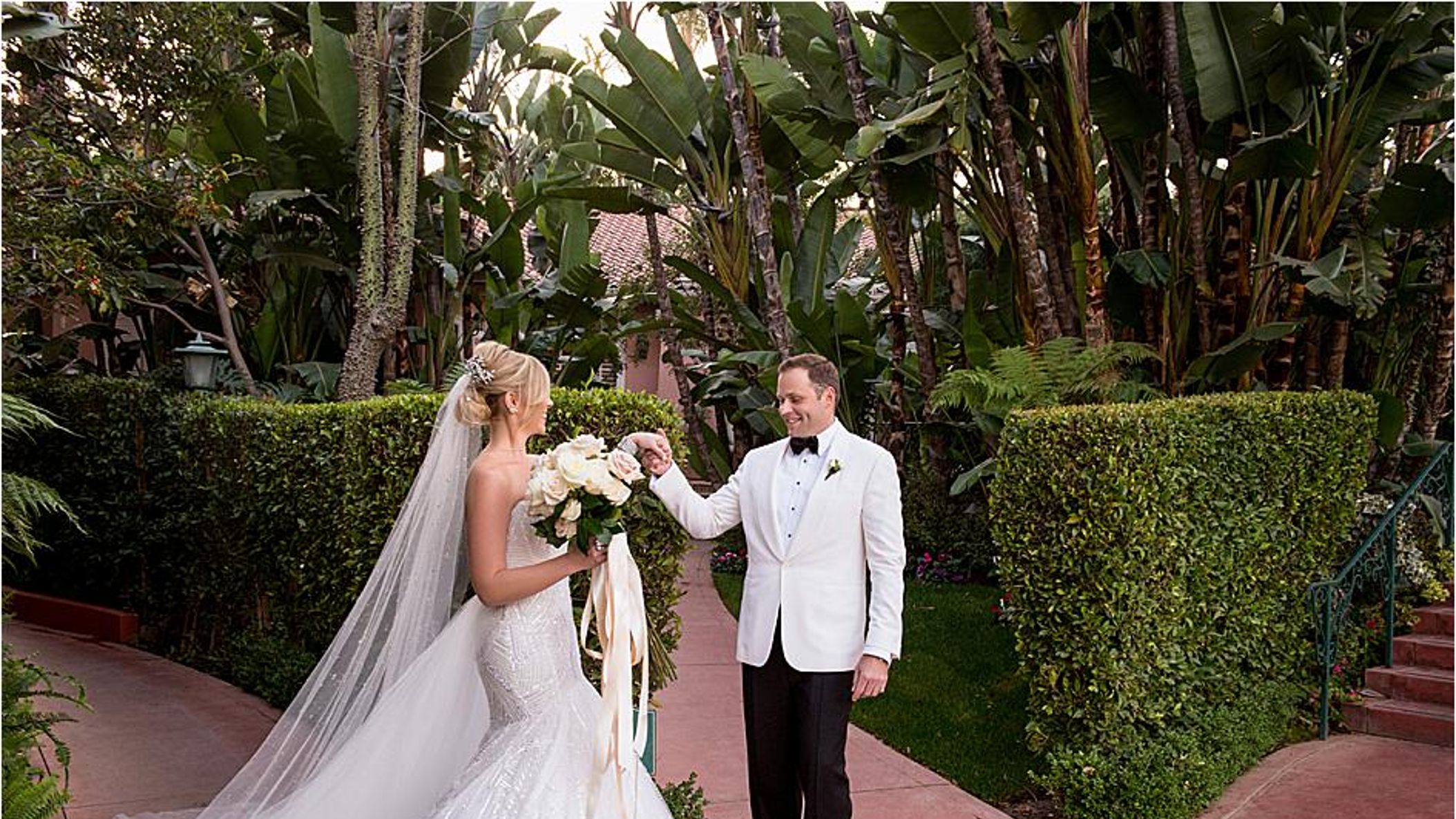 CWD/online/realweddings/brittany_adam/2018-12-26_0005.jpg