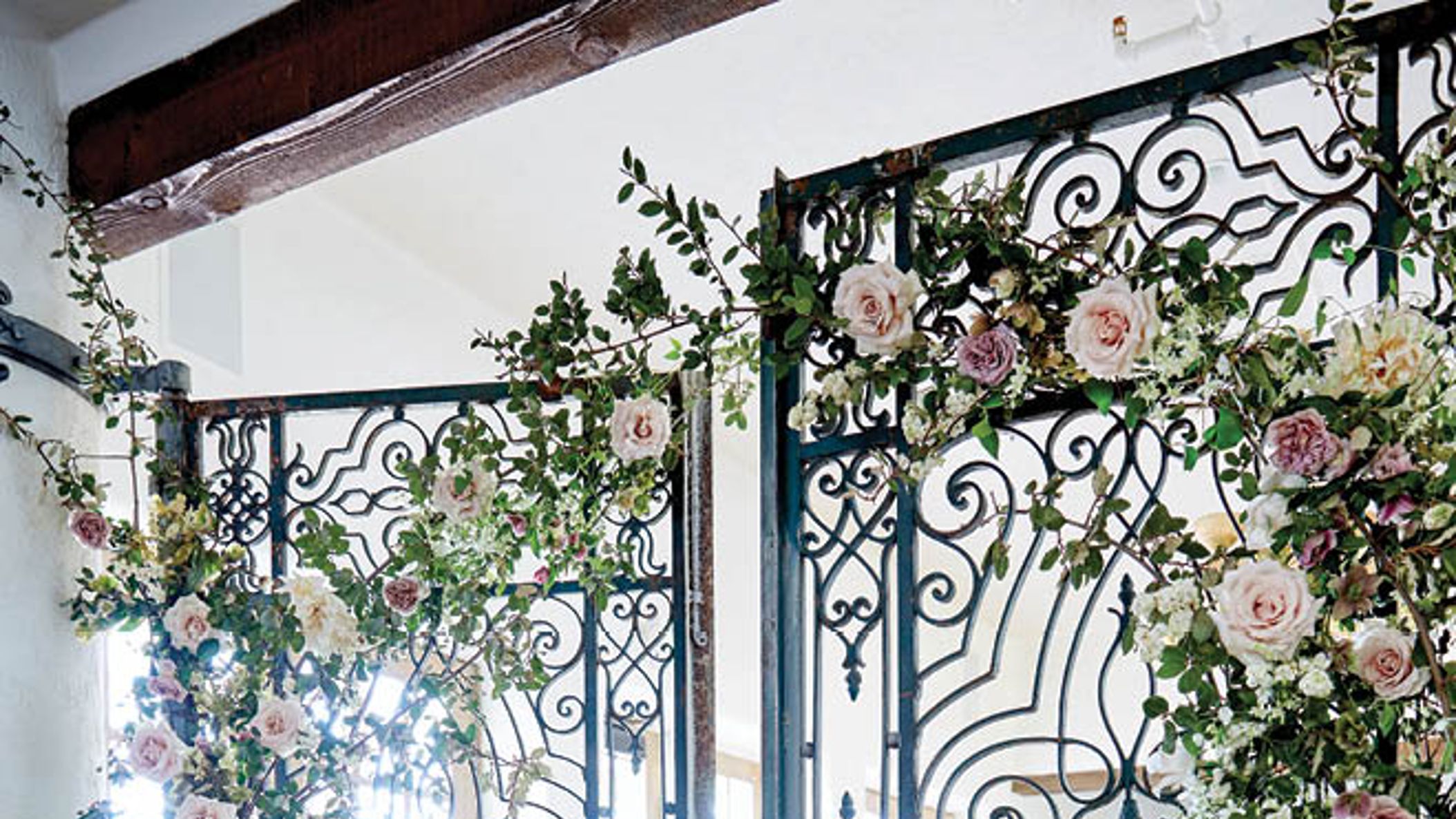 Minnesota_Bride/SS_19_Uploading/MNBR9397_2019_SpringSummerFlowers_TC_06497.jpg