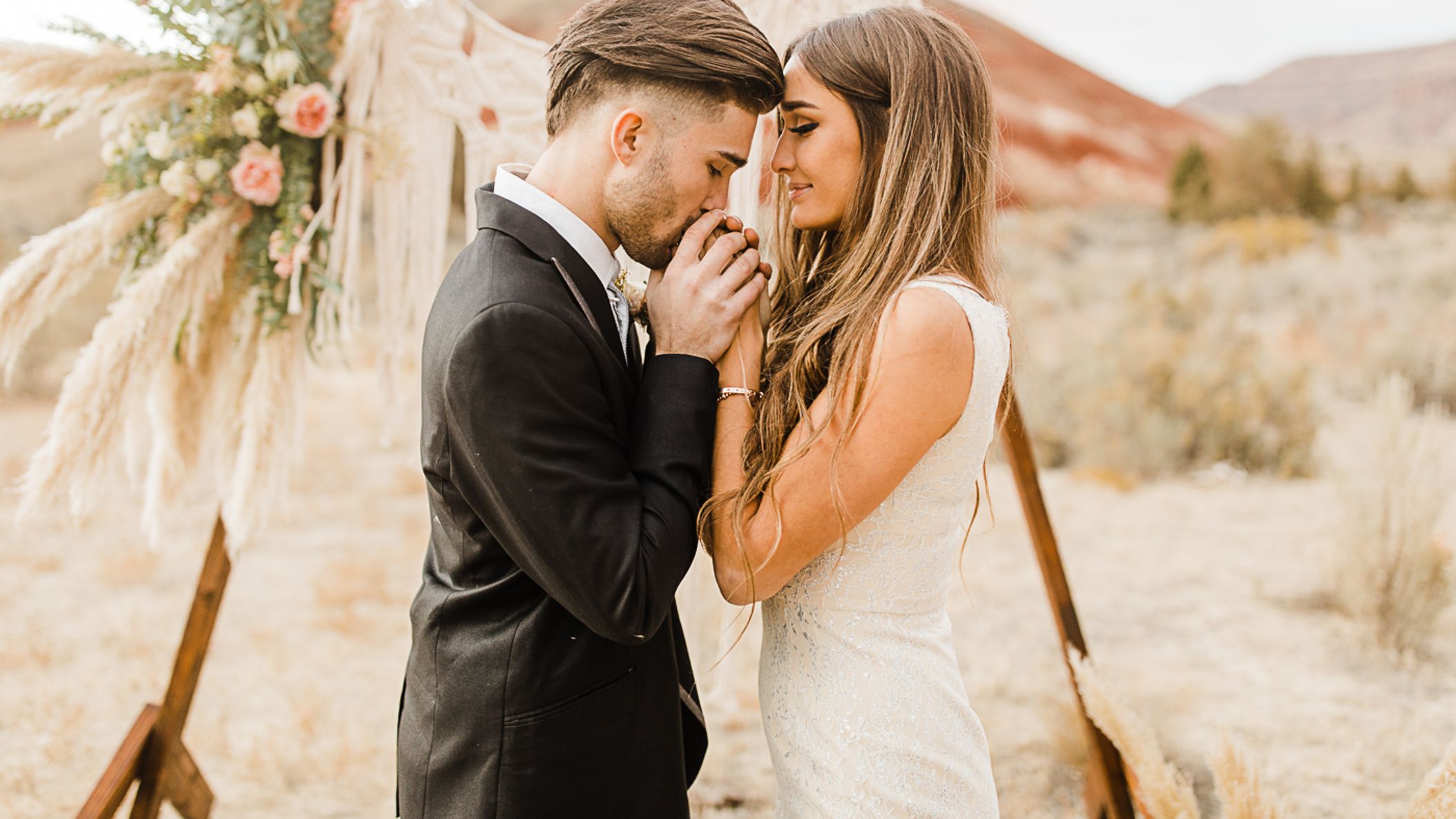 Oregon_Bride/StyledShoots/paintedhills/1P2A5711.jpg