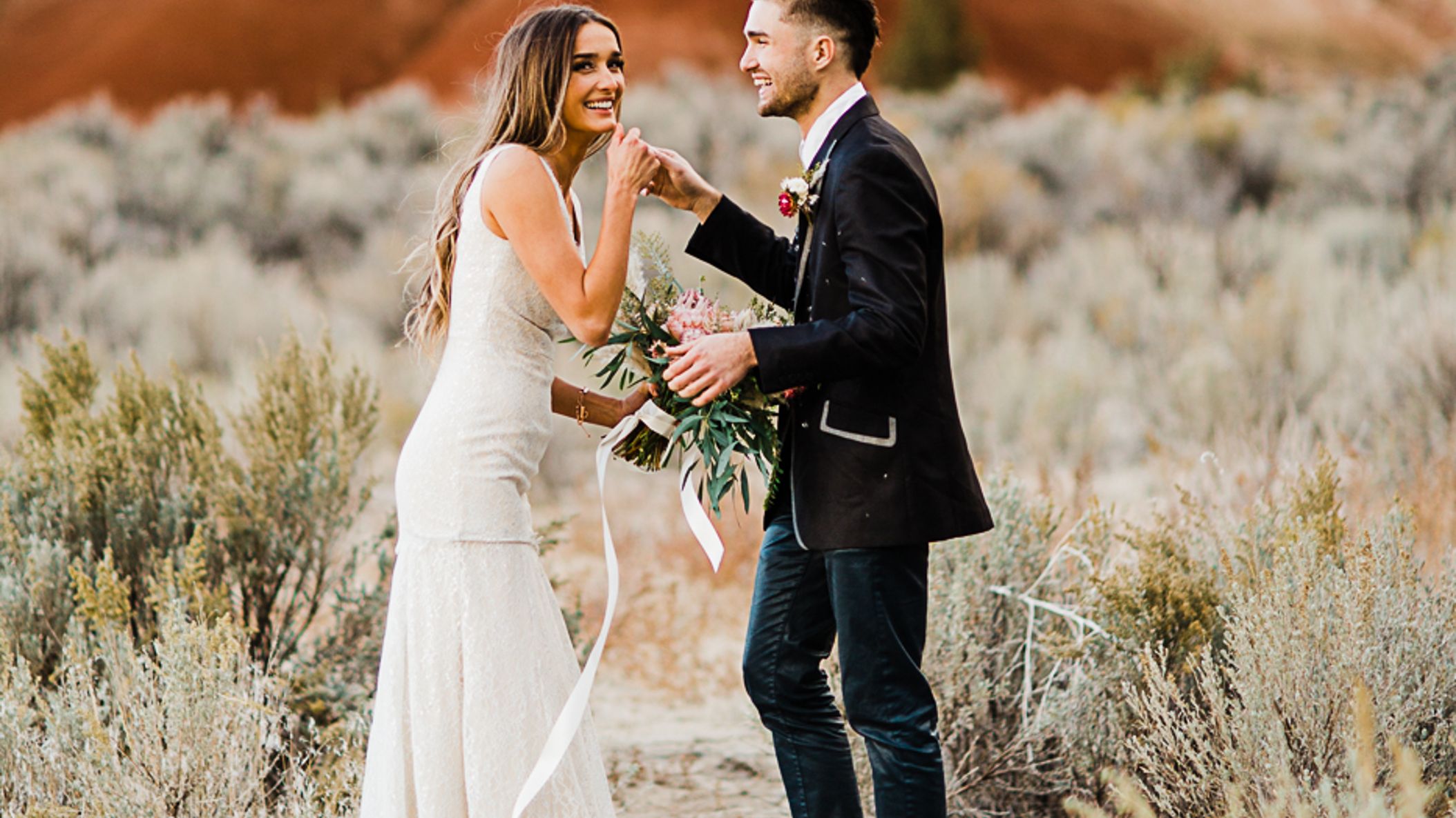 Oregon_Bride/StyledShoots/paintedhills/G45A4460.jpg
