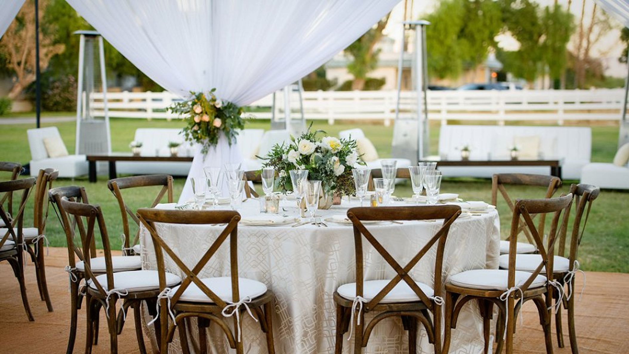 CWD/2019/Alex-and-john-The-Lighter-Side-Kristeen-La-Brot-Events-Next-Exit-Photography-Merv-Griffin-Ranch84_Jennyquicksallphotography_flowerfeature.jpg