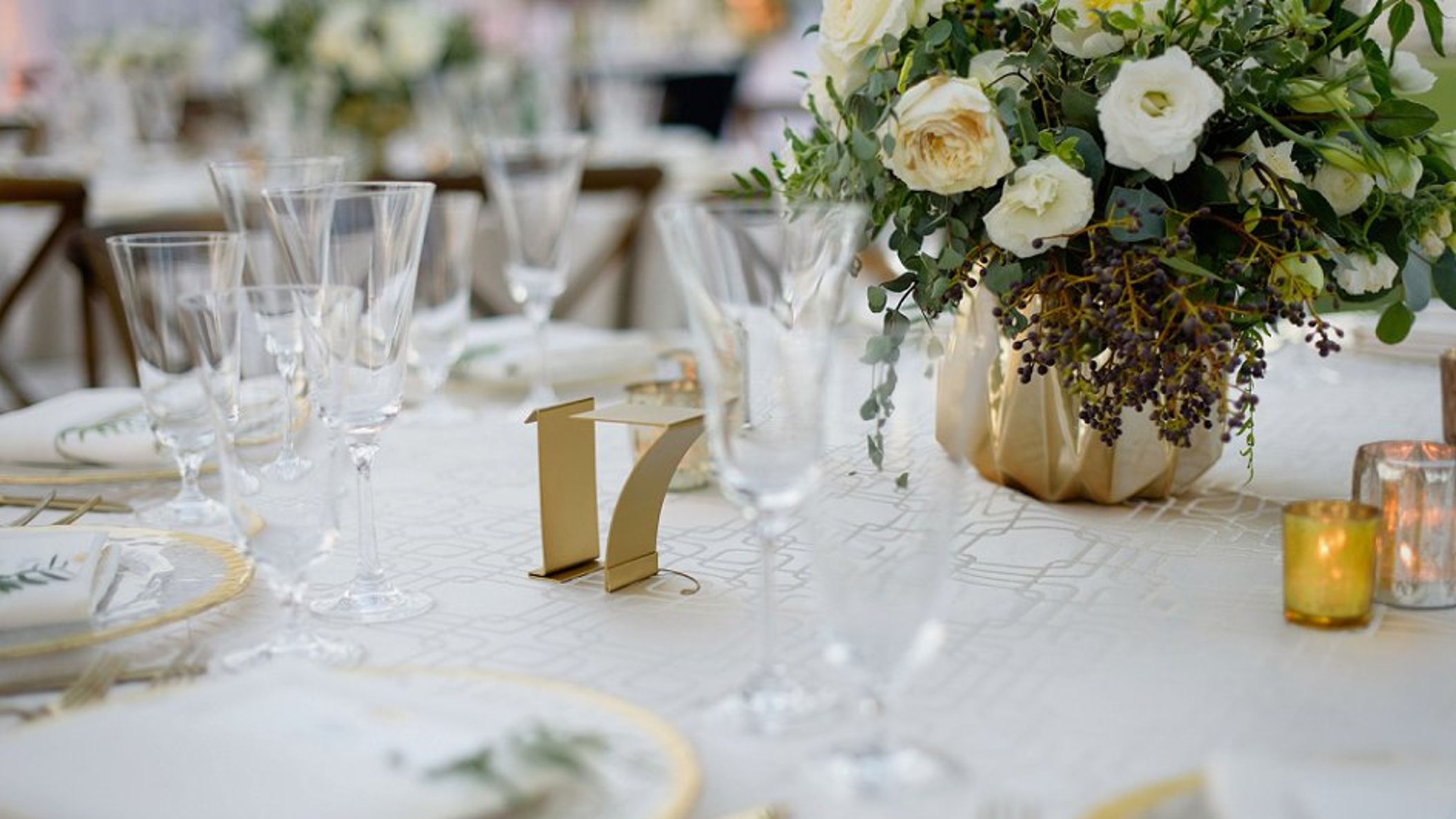 CWD/2019/Alex-and-john-The-Lighter-Side-Kristeen-La-Brot-Events-Next-Exit-Photography-Merv-Griffin-Ranch90_Jennyquicksallphotography_flowerfeature.jpg