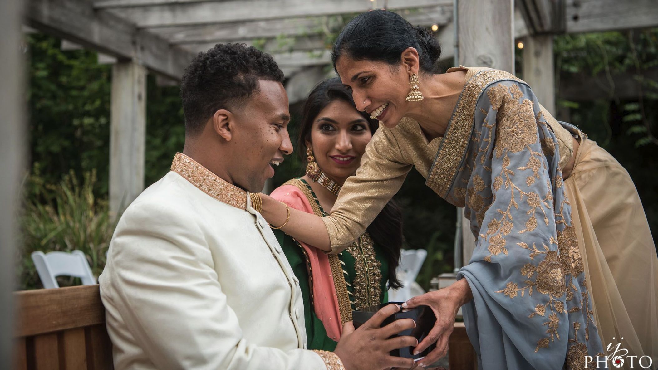 Seattle_Bride/online/realweddings/mariam/mt_4896 copy-1533149111697.jpg