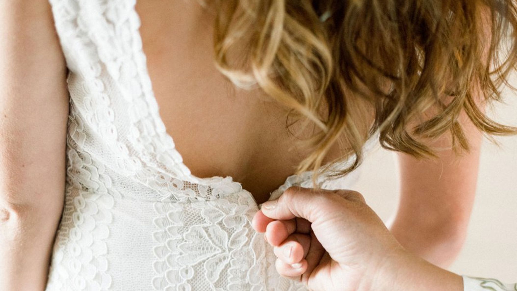 Wisconsin_Bride/REAL_WEDDINGS/ChelsieTomRW/GettingReady-109_WEB.jpg