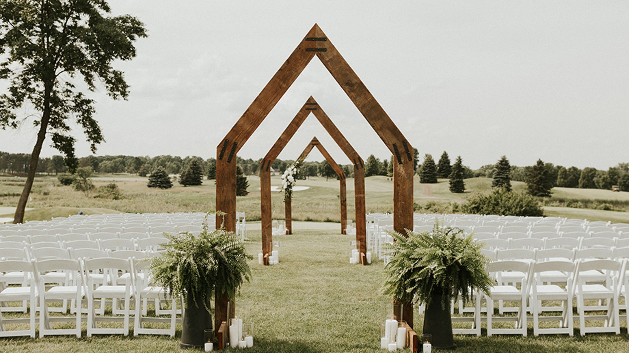 Minnesota_Bride/TREND/All_White_Wedding_Inspo/rc2.jpg