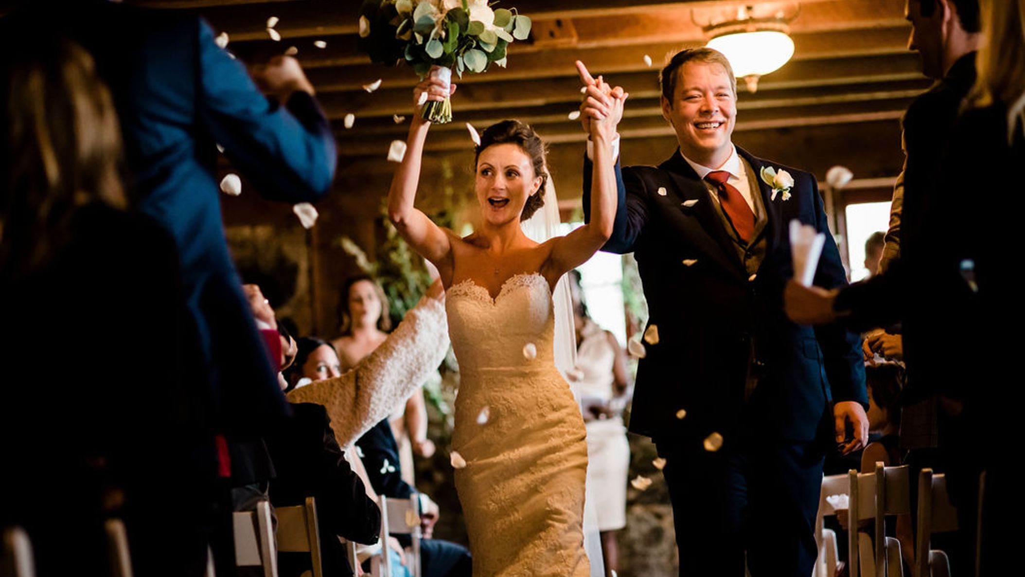 Seattle_Bride/online/realweddings/jes_erik/jeseri_alante__CF14490.jpg