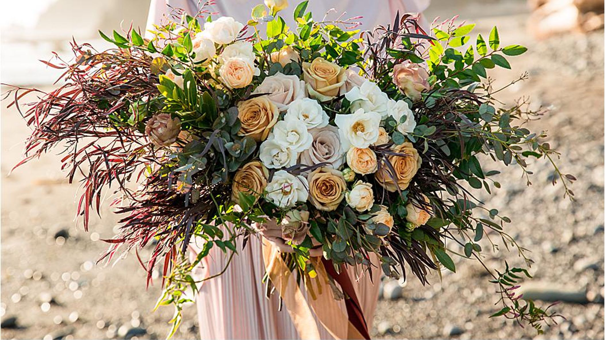 Seattle_Bride/online/styledshoots/rialtobeach/2019-05-24_0045.jpg
