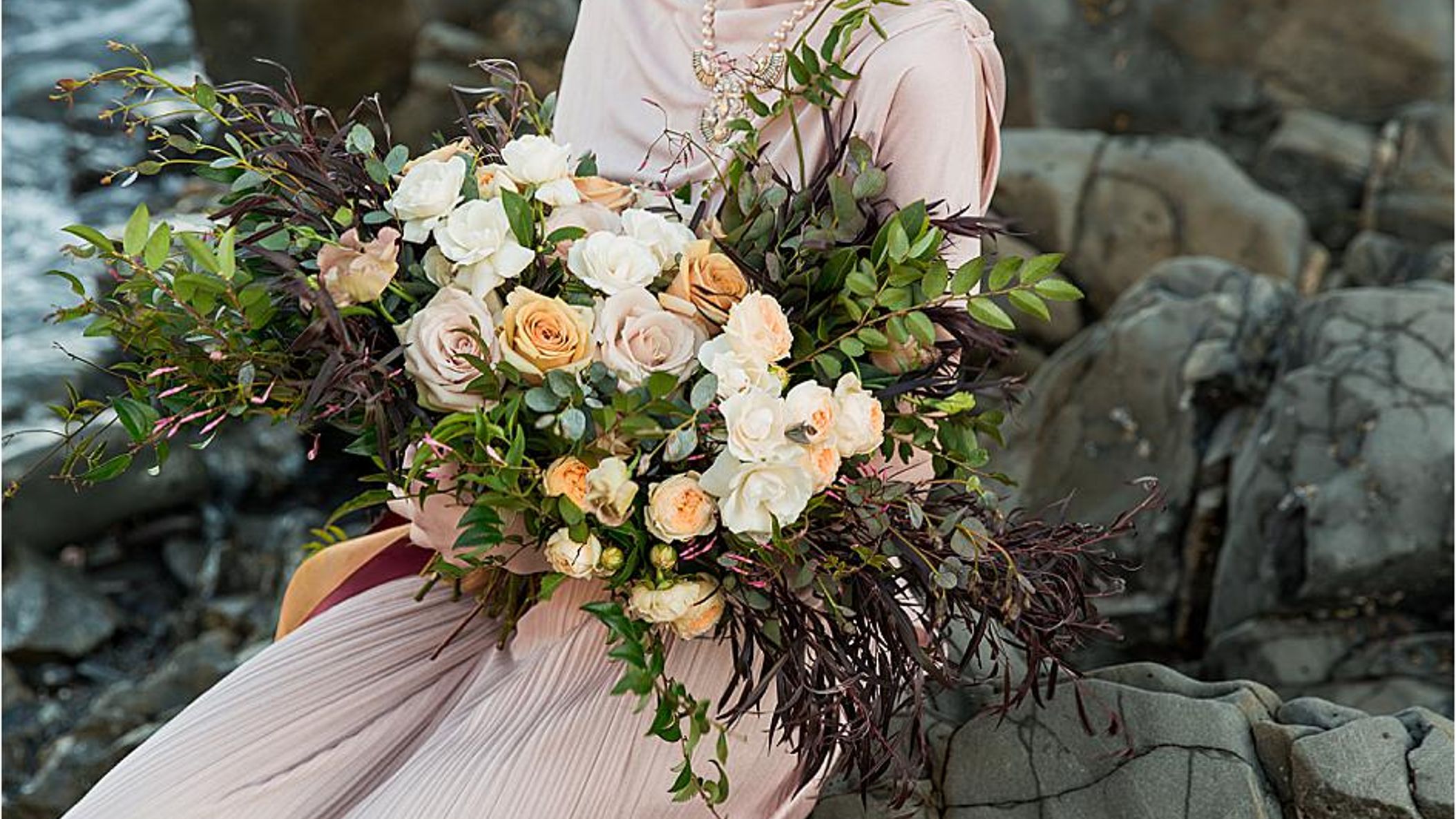 Seattle_Bride/online/styledshoots/rialtobeach/2019-05-24_0050.jpg