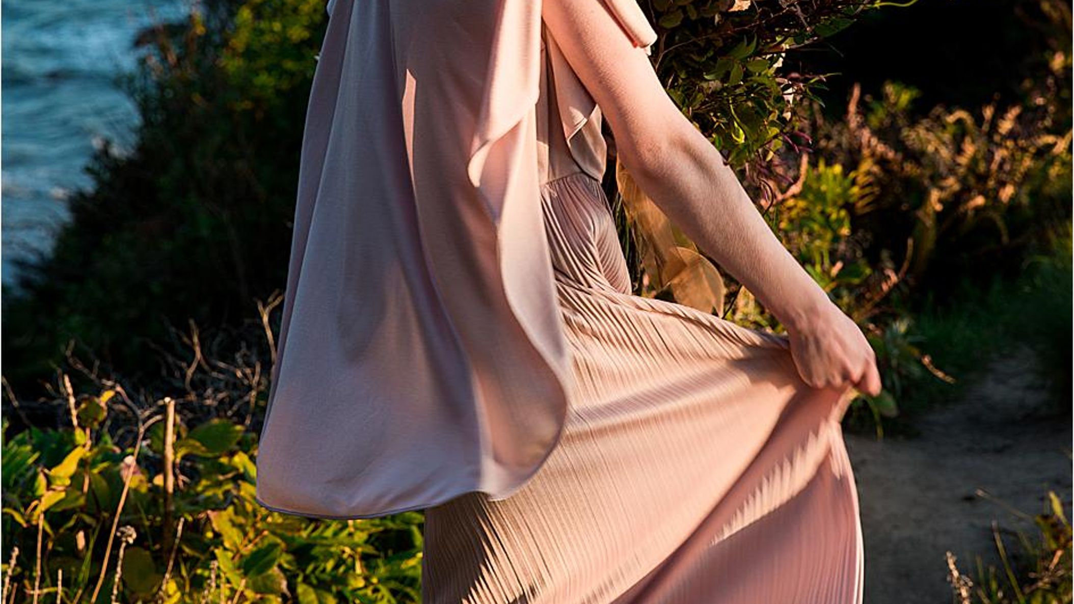 Seattle_Bride/online/styledshoots/rialtobeach/2019-05-24_0057.jpg