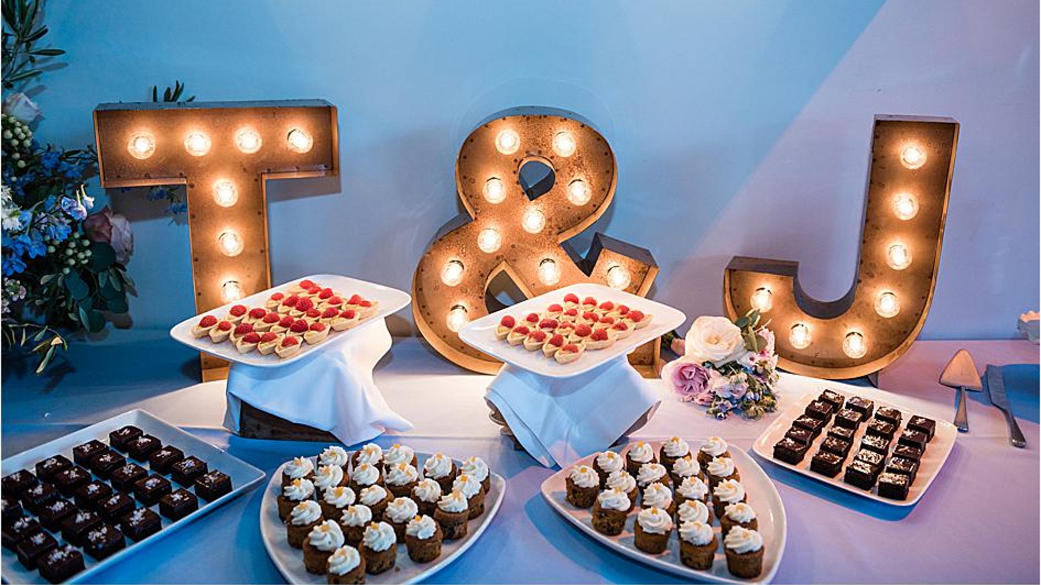 CWD/online/realweddings/jane_tom/2019-06-19_0031.jpg