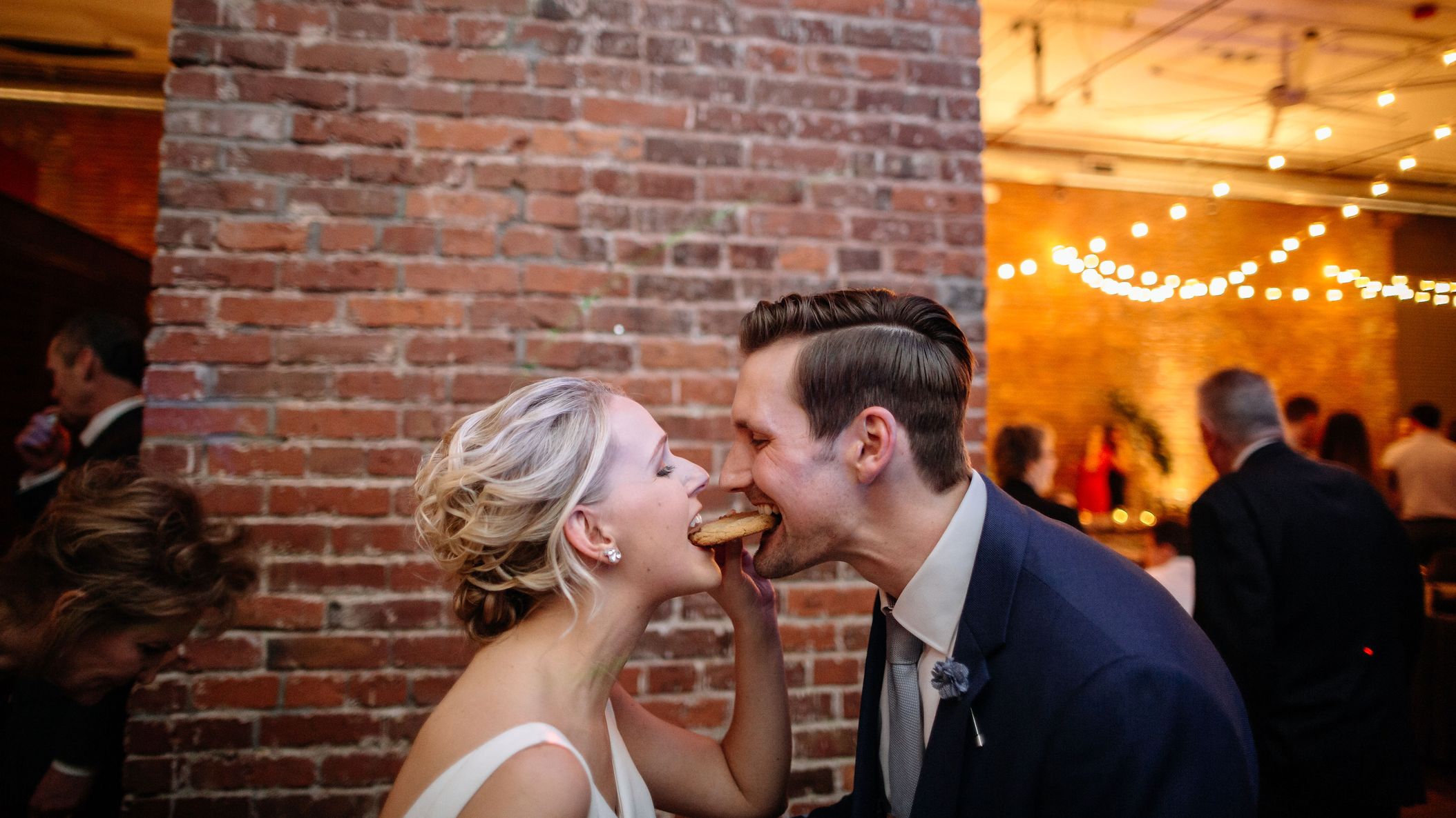Seattle_Bride/online/realweddings/Kaelyn_Michael/KaelyandMichaelWedding-826.jpg