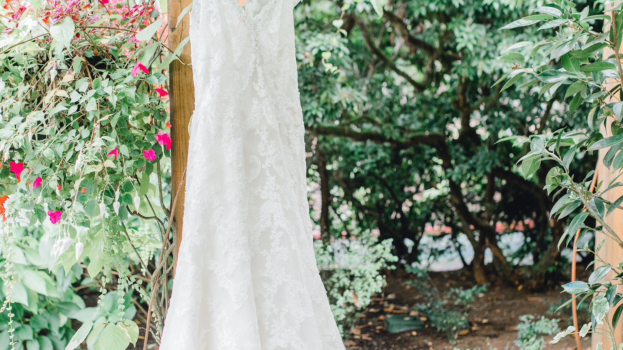 Seattle_Bride/online/realweddings/katie_matt/emmarosecompany_katiematt-2754.jpg