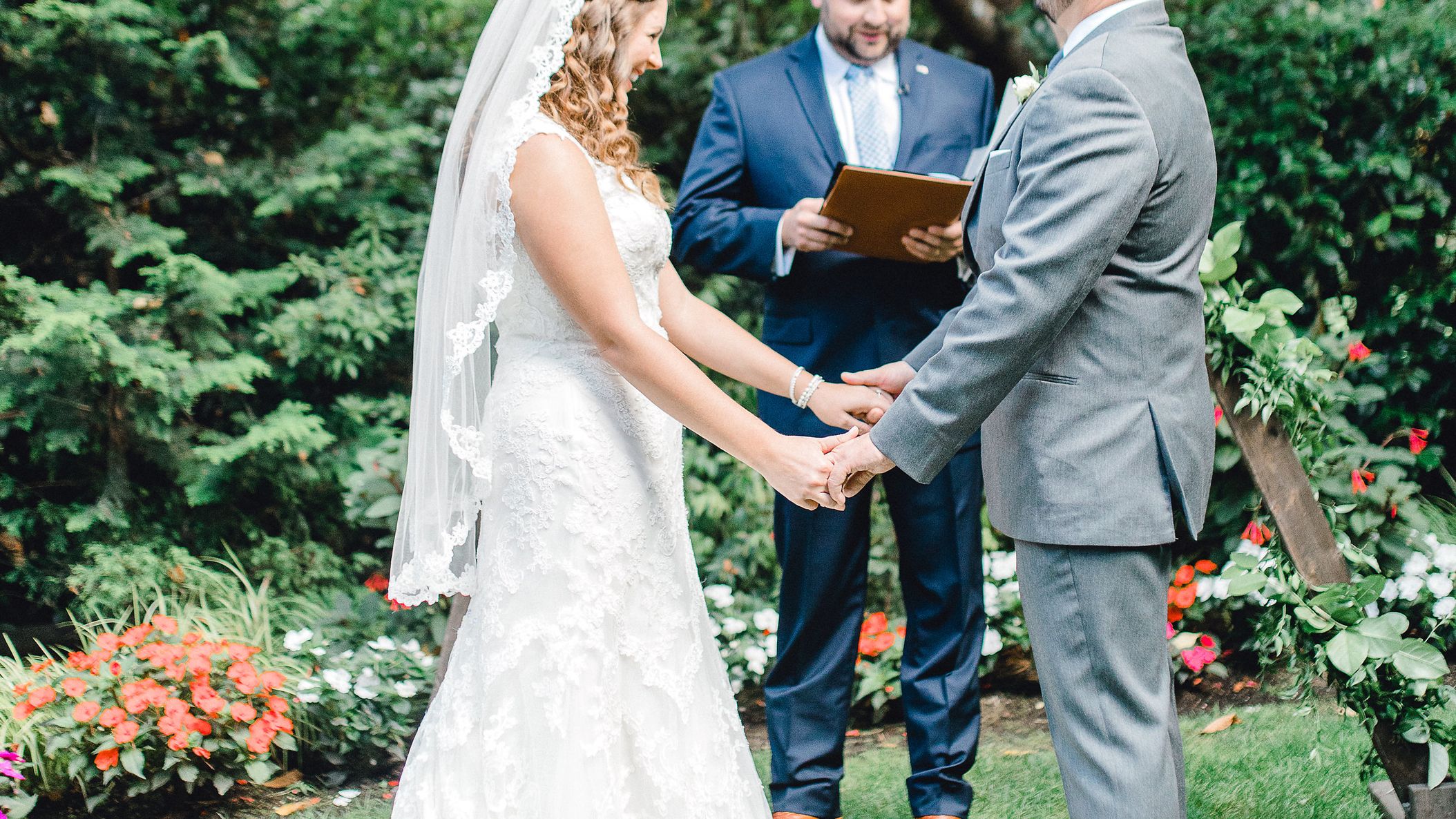 Seattle_Bride/online/realweddings/katie_matt/emmarosecompany_katiematt-3358.jpg