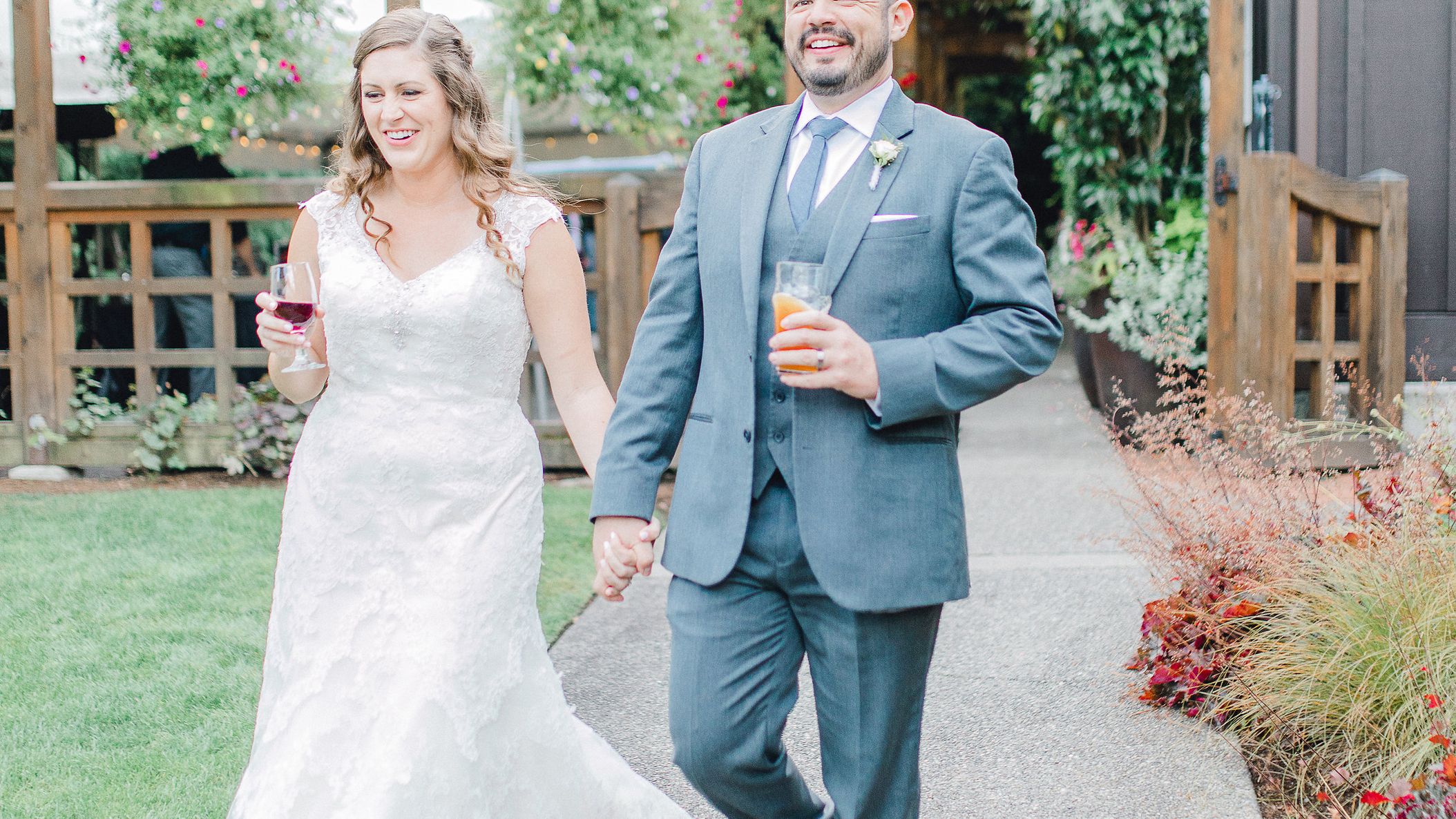 Seattle_Bride/online/realweddings/katie_matt/emmarosecompany_katiematt-4289.jpg