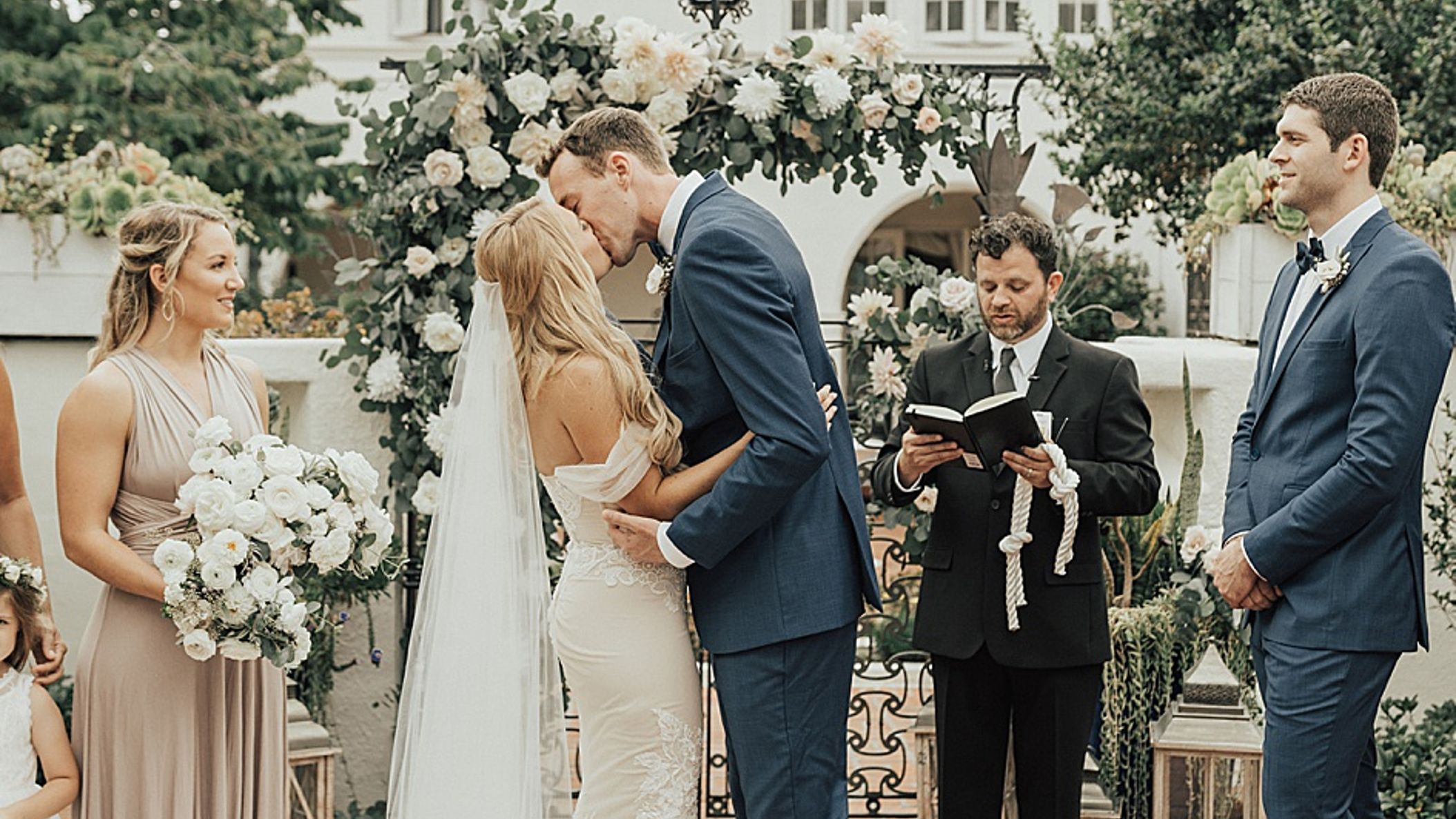 CWD/online/realweddings/meaghan_matt/2019-07-17_0016.jpg