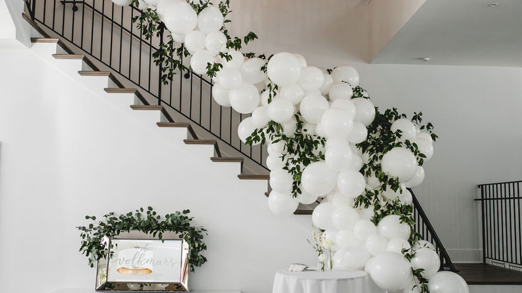 AWD/kelly-and-matt-hutton-house-aqua-fox-photography-sixpence-events-and-planning-minnesota-wedding_25.jpg