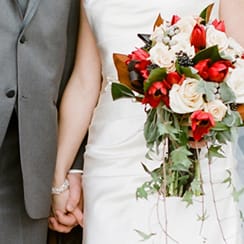 field/sandboxmnbridecom239elwb01blackmeshcom/image/Laura-Ivanova-How-to-Manage-Wedding-Planning-Stress.jpg