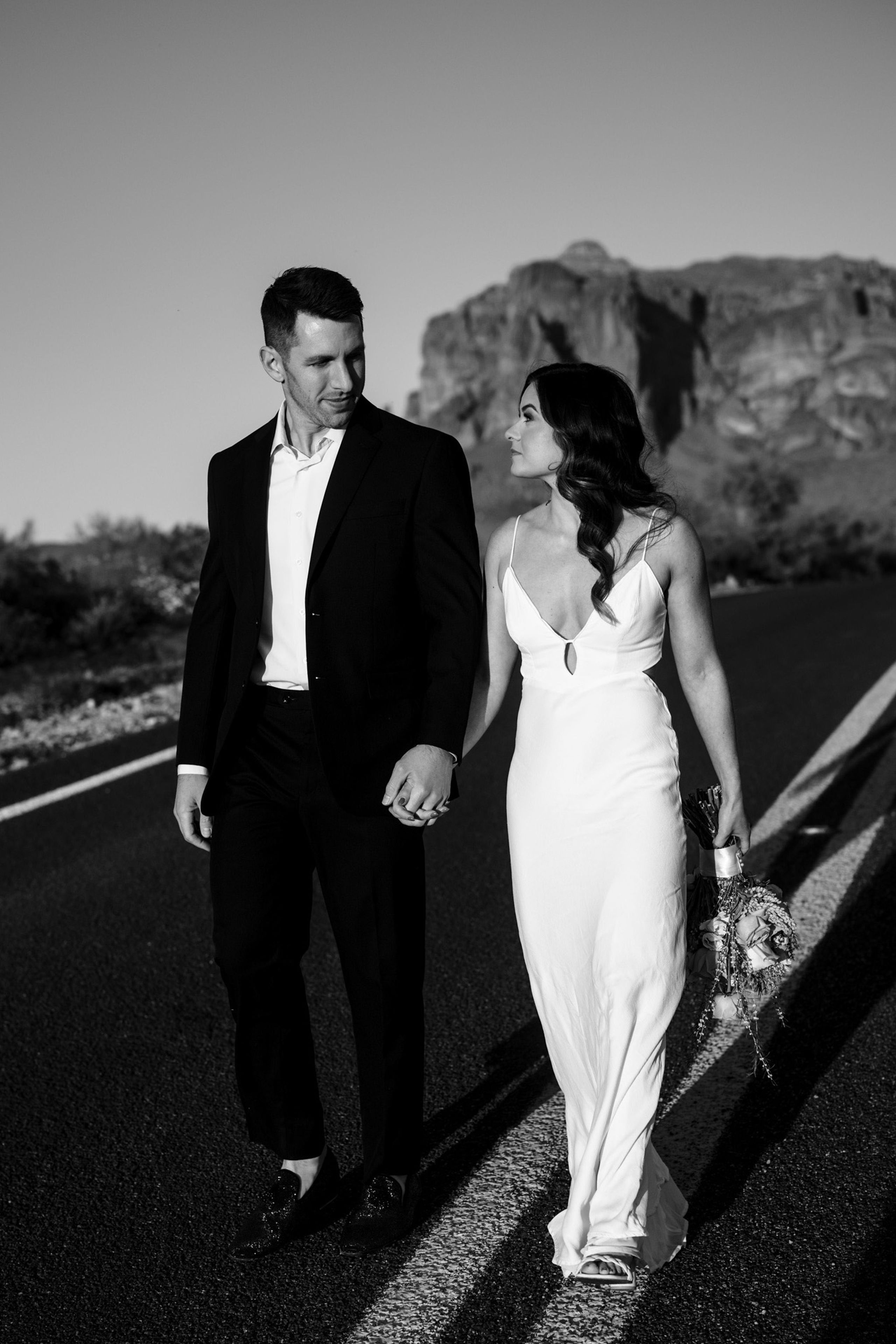 2023-09/KellyBirchPhotographySarahandEricVowExchange-431.jpg