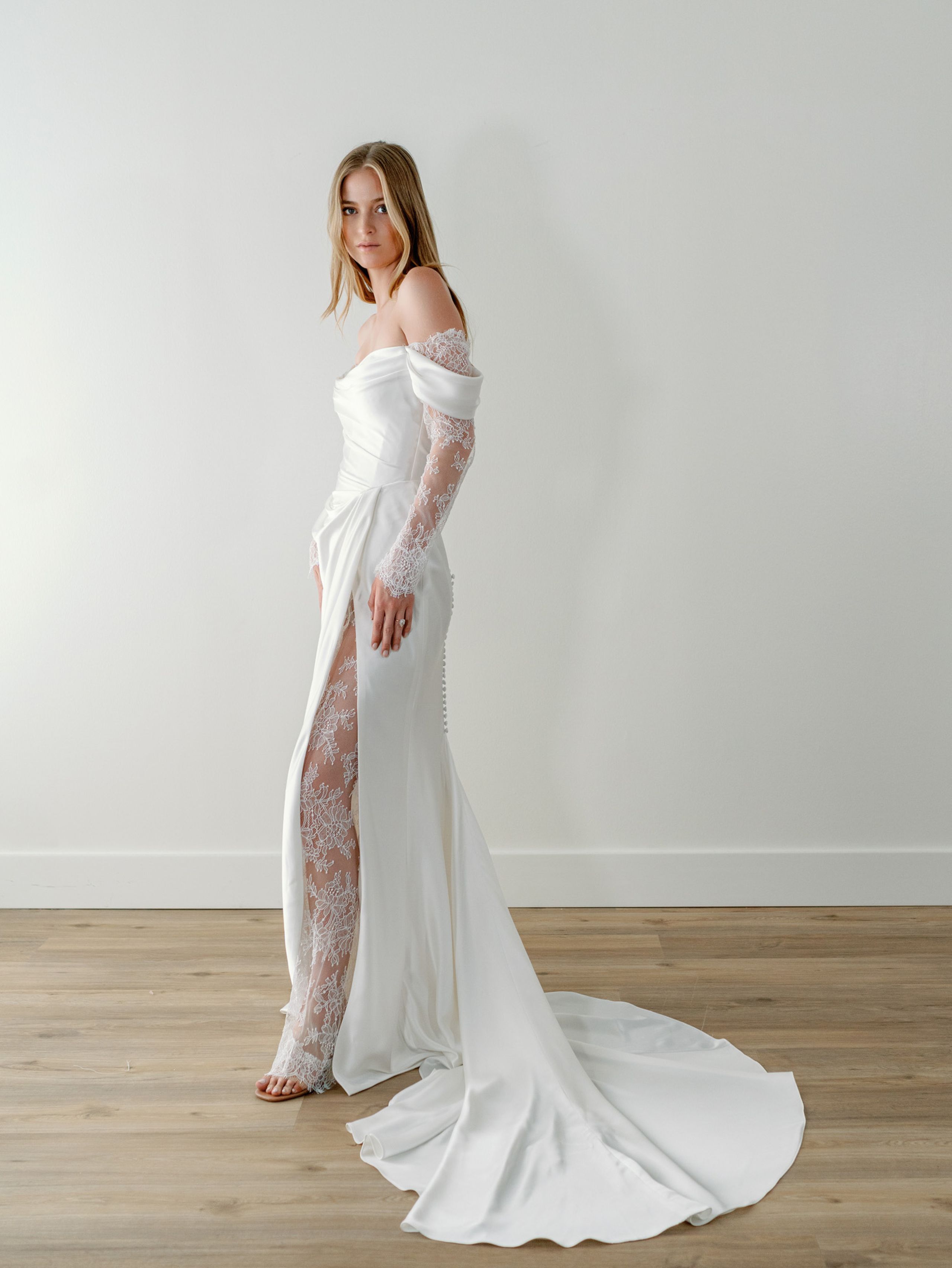 2023-10/Watters67310B_HARLOW_IVORY_B.jpg