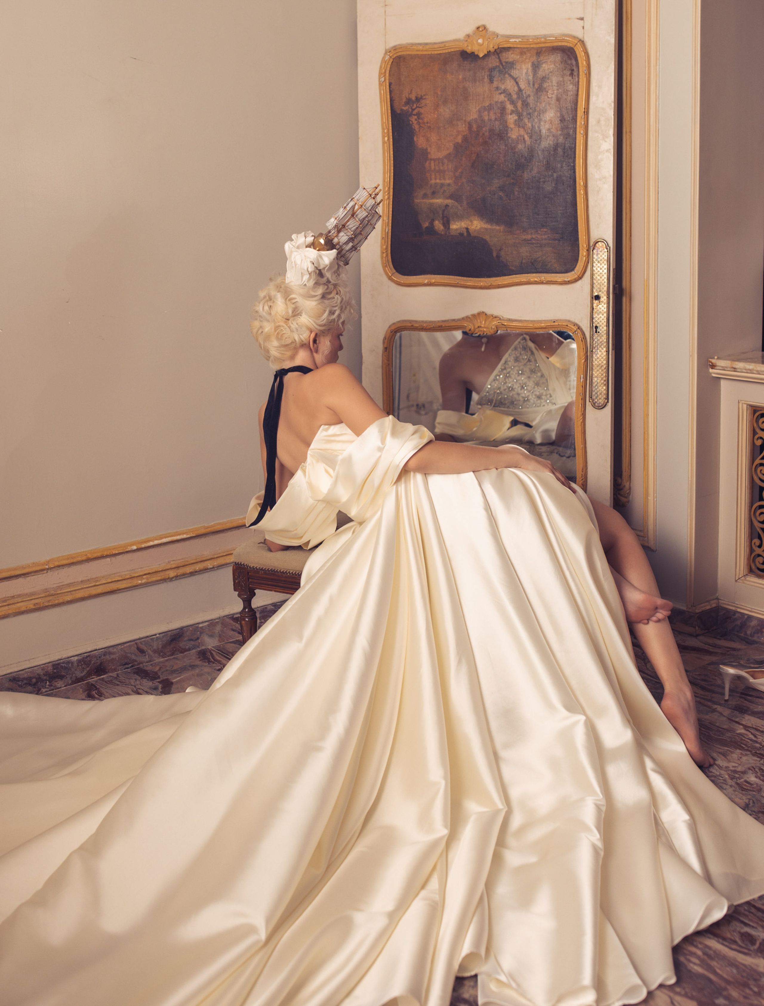 2023-10/Kim Kassas Couture_Your Majesty_Josephine 5.jpg