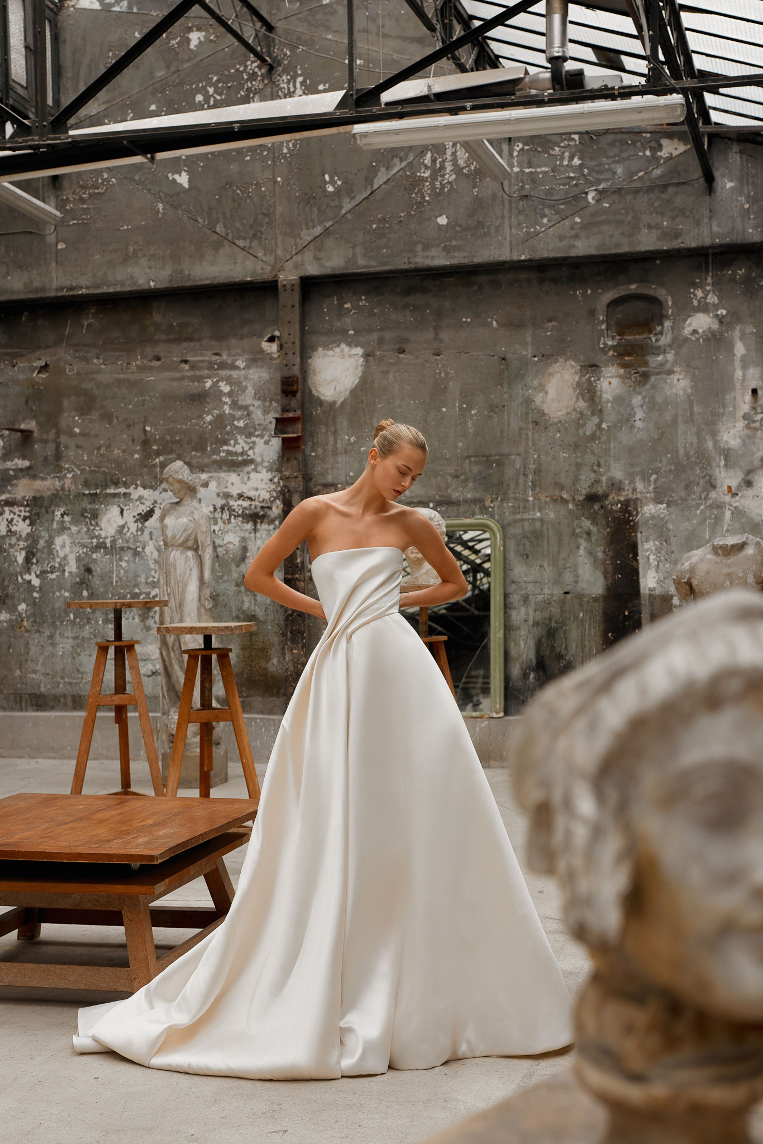 2024-04/Dana Harel_Bridal Spring 2025_Amelia 2.jpg